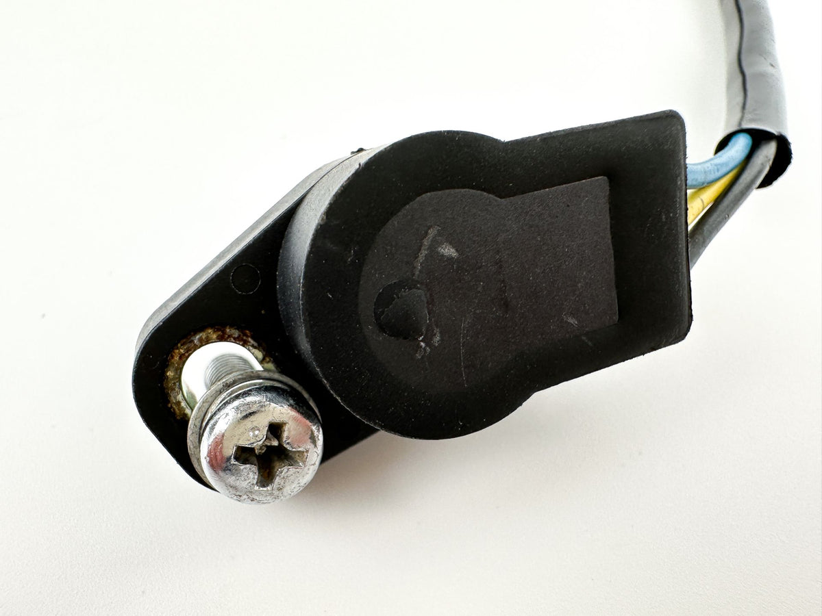 2007 Suzuki 175 HP 4 Stroke Outboard Shift Position Sensor 13580-93J04 OEM