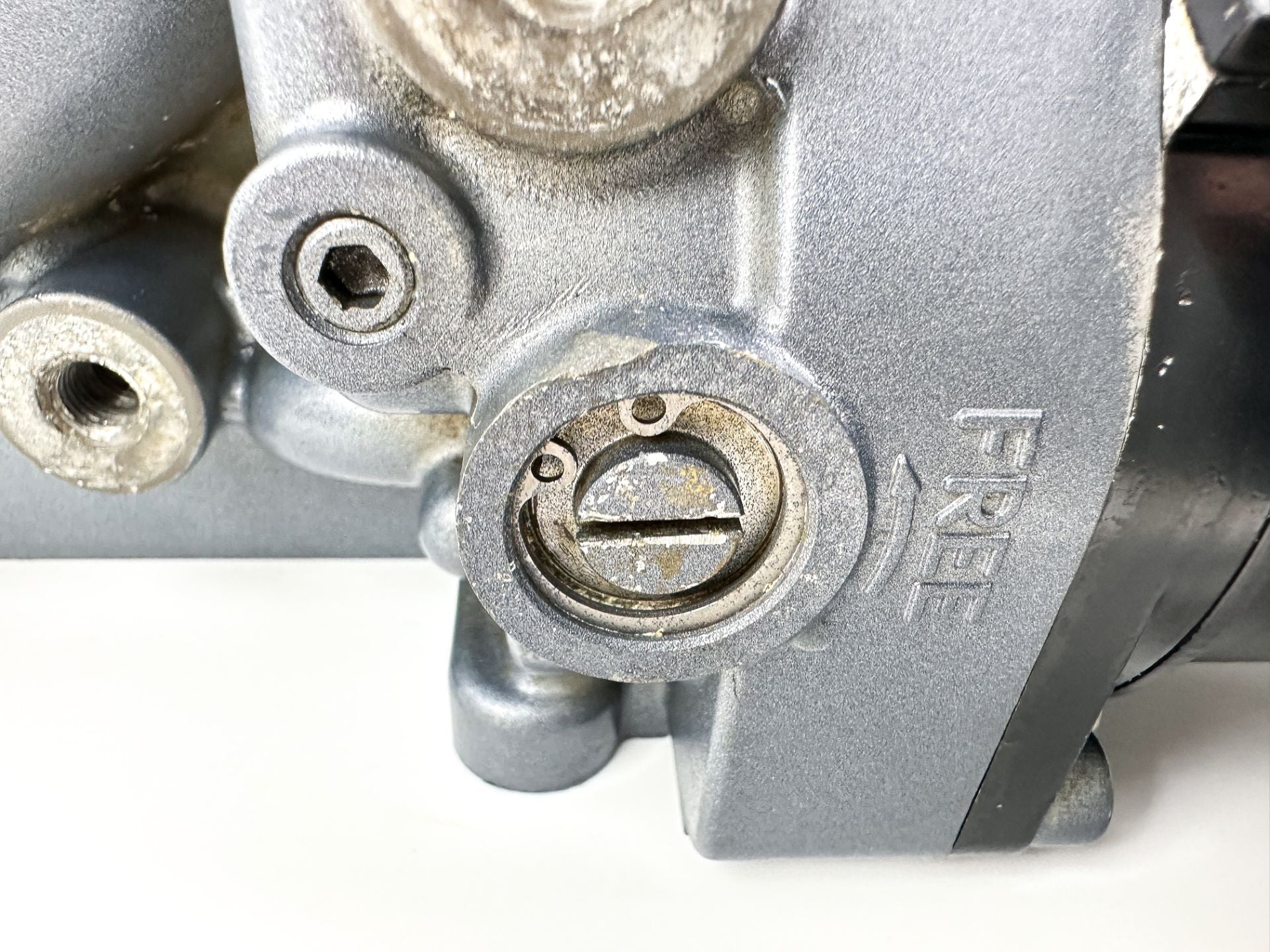 Yamaha F 200 225 250 300 HP 4 Stroke Outboard Power Trim Tilt Unit - Fully Tested