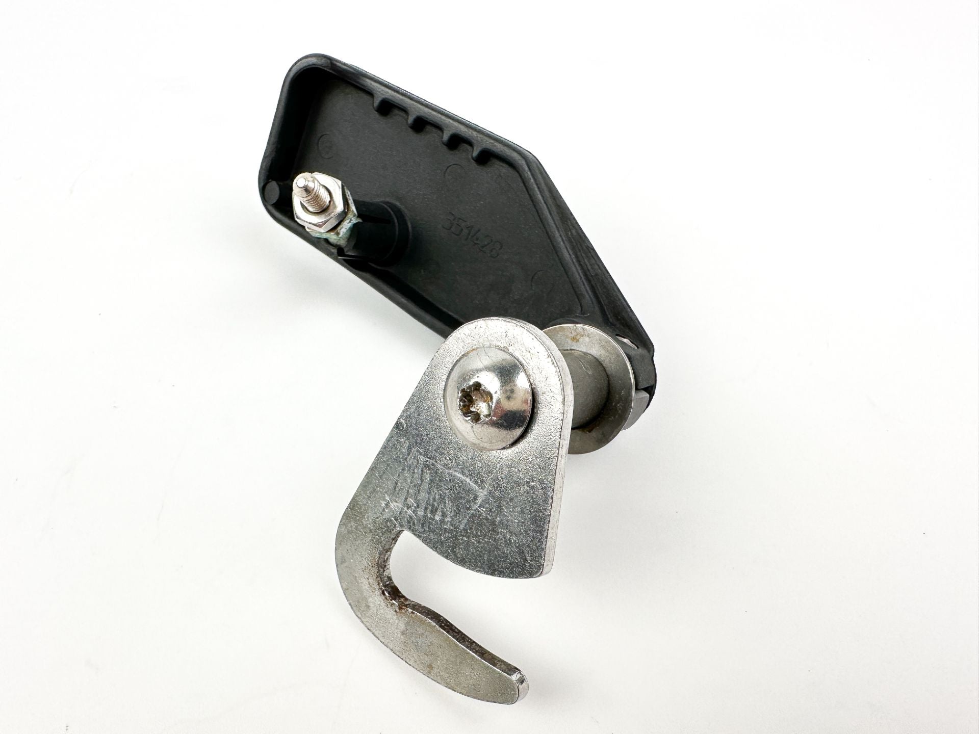 2009 Evinrude 150 HP 2 Stroke Outboard Back Latch Handle 5005709 OEM