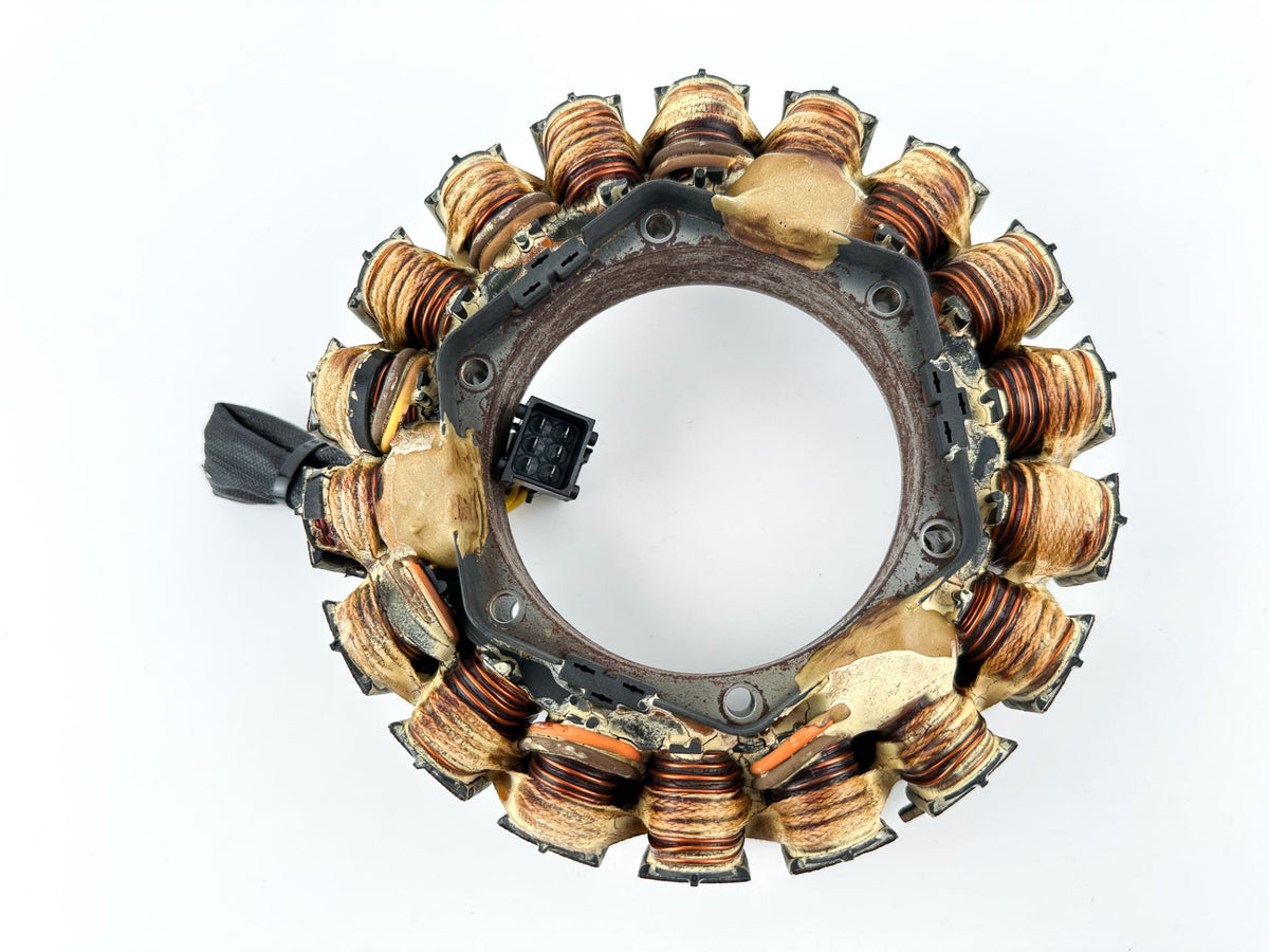 2017 Evinrude 115 HP 2 Stroke Outboard Stator Assembly 0586948 OEM