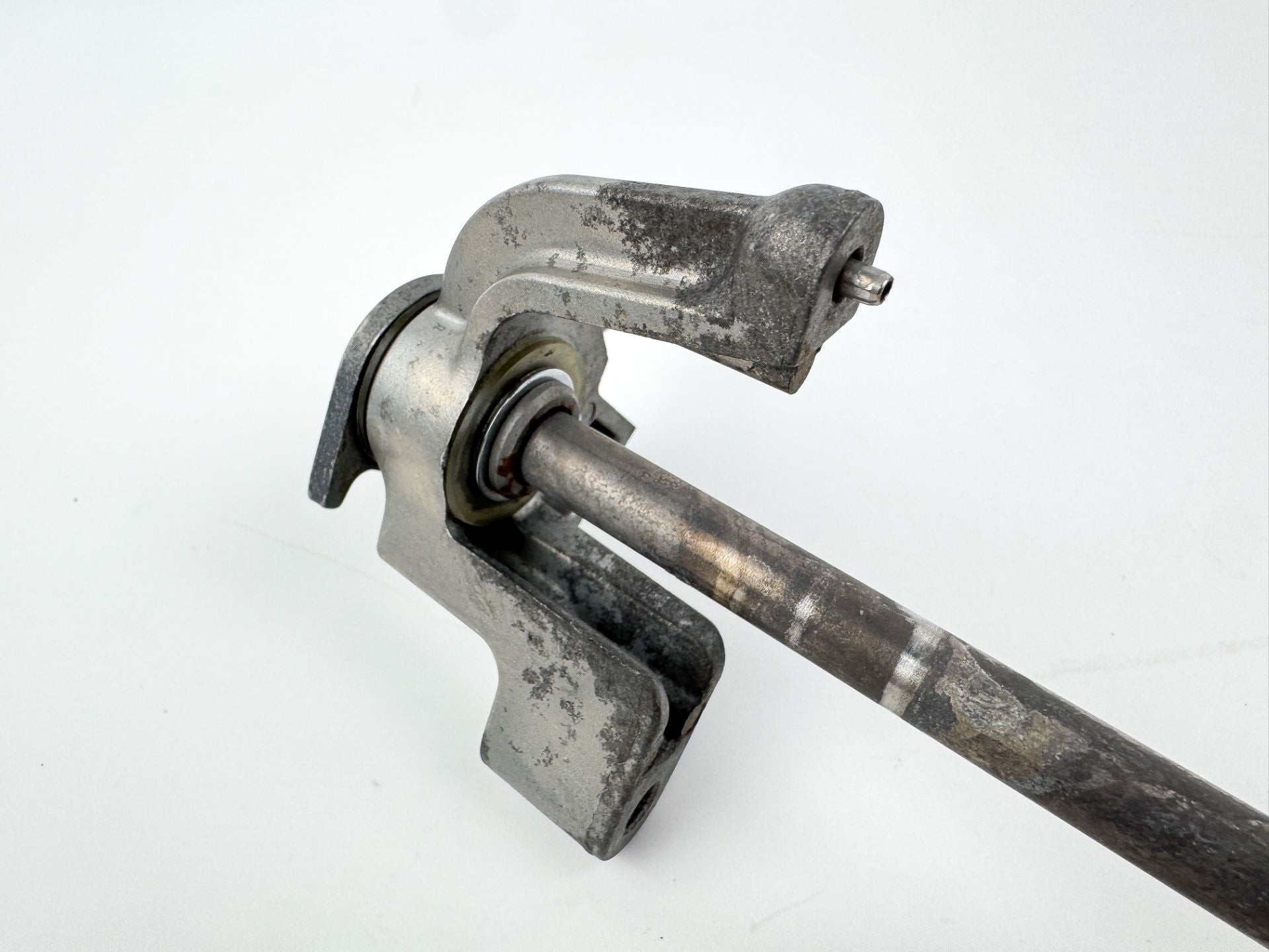 2004 Yamaha 150 HP 4 Stroke Outboard Shift Shaft 63P-44120-00-00 OEM