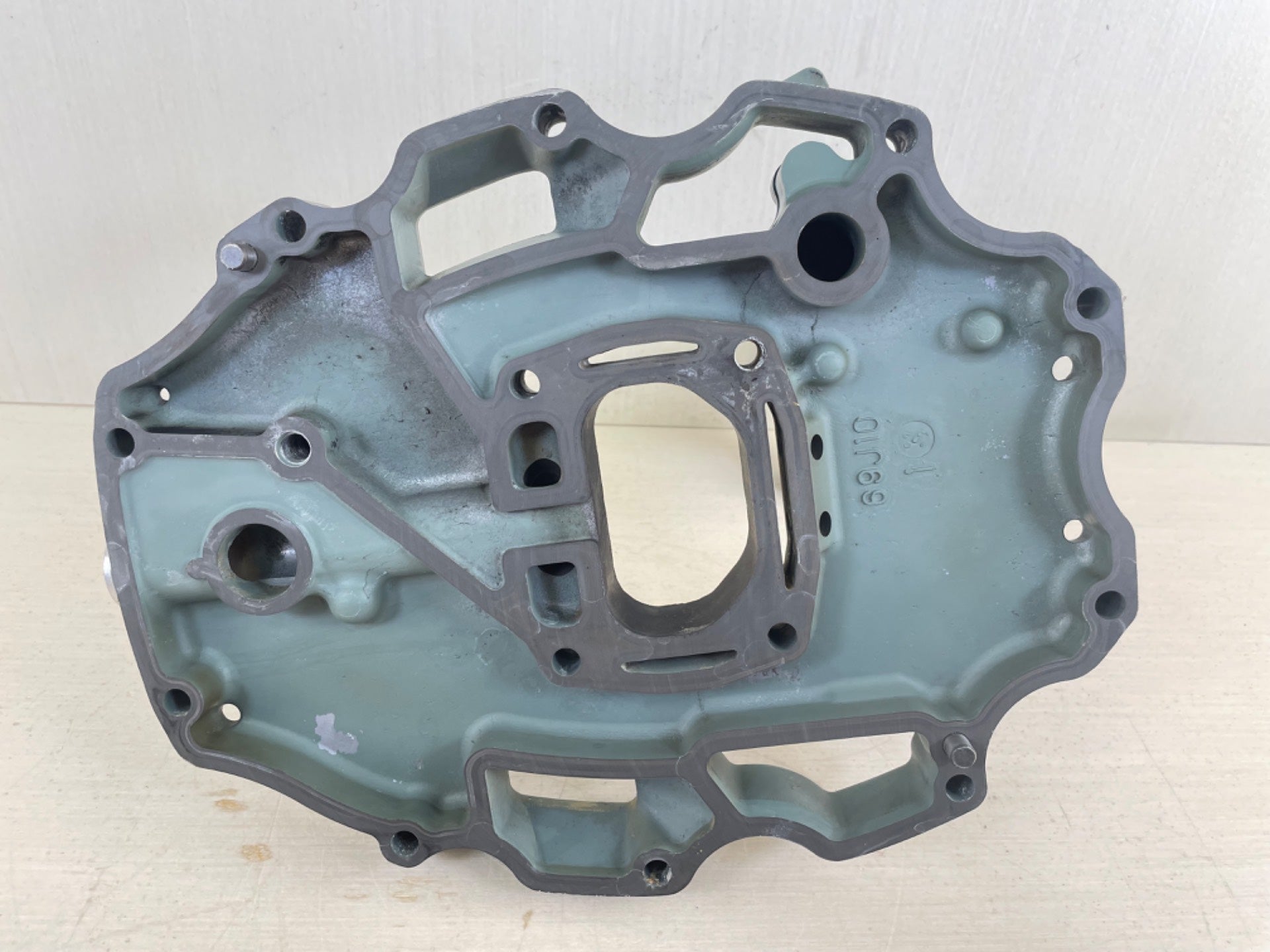 2006 Yamaha 250HP 4 Stroke Outboard Exhaust Manifold & Oil Strainer 69J-41131-10-CA