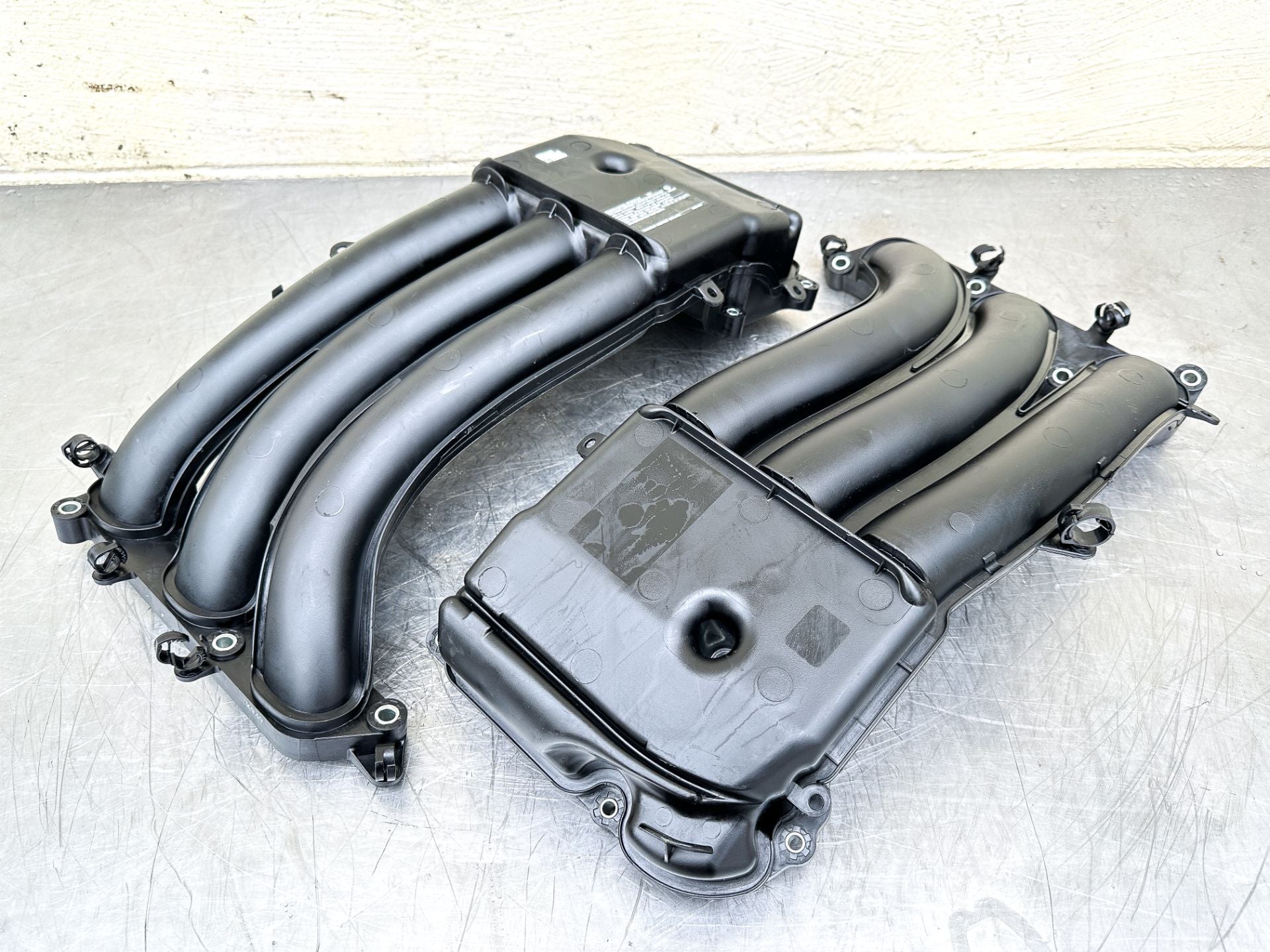 2019 Yamaha 250 HP 4 Stroke Outboard Intake Manifolds Manifold Set 6CE-13641-00-00