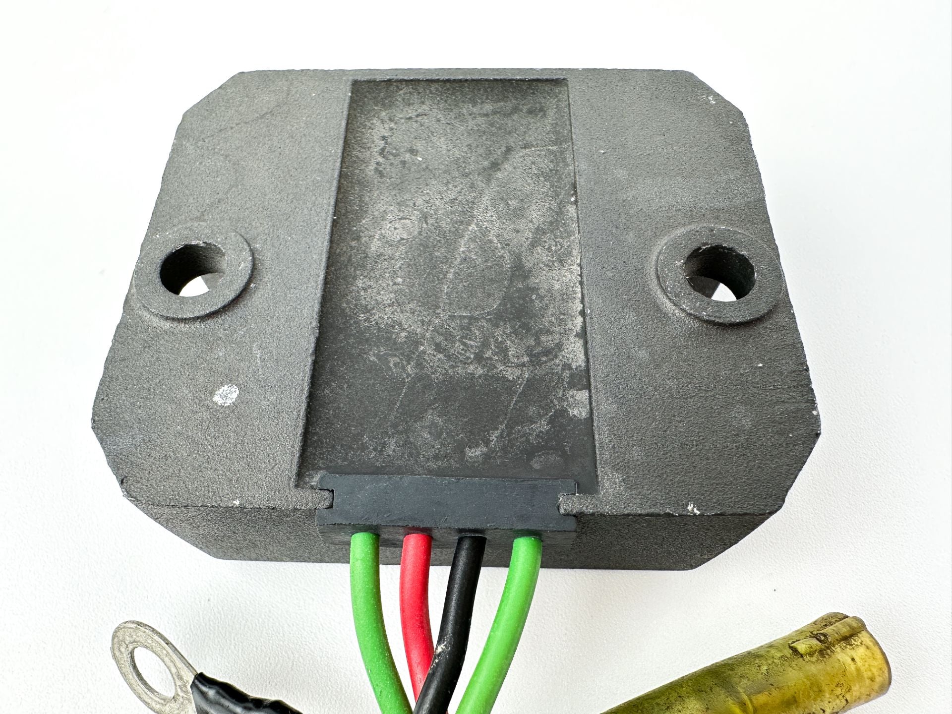 2001 Yamaha 90 HP 2 Stroke Outboard Rectifier & Regulator 6H0-81960-10-00 OEM