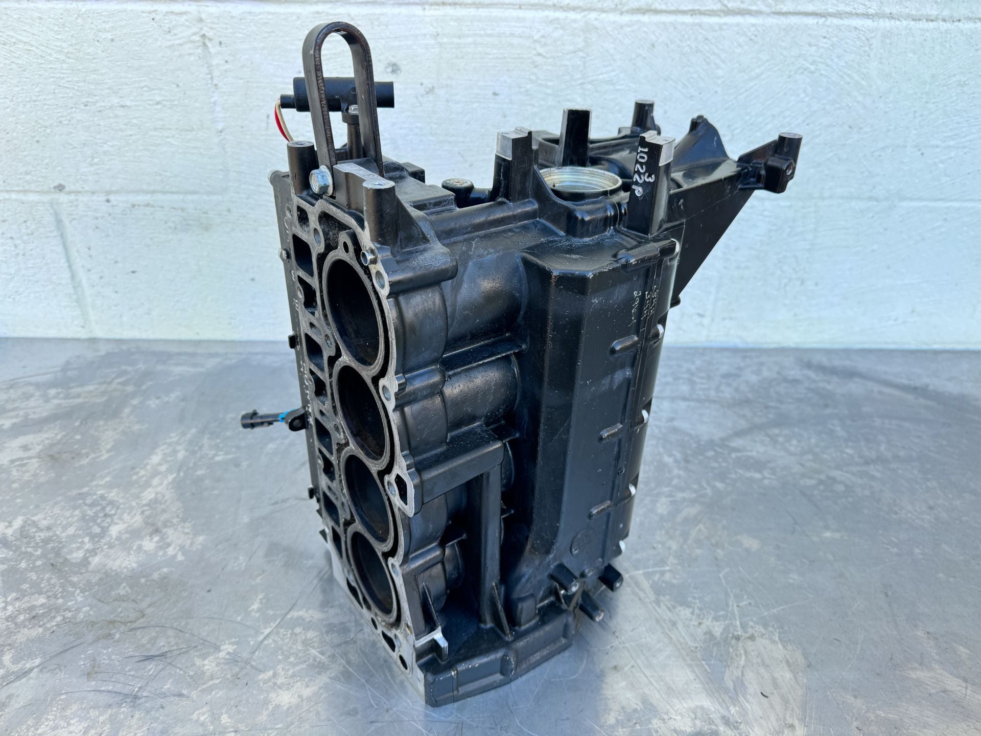 2003 Mercury 60 HP 4 Stroke Outboard Crankcase Short Block Assembly 857015T6 OEM