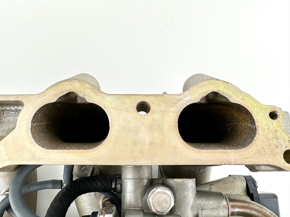 2007 Yamaha 115 HP 4 Stroke Outboard Intake Manifold & Throttle Body 68V-13751-01-00 OEM