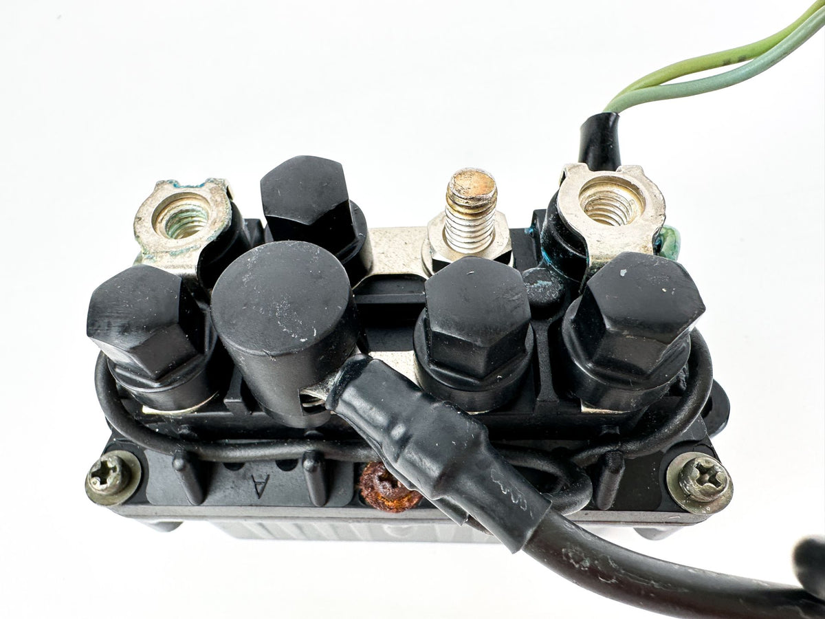 2003 Yamaha 200 HP 2 Stroke Outboard Trim Tilt Relay 68F-81950-01-00 OEM