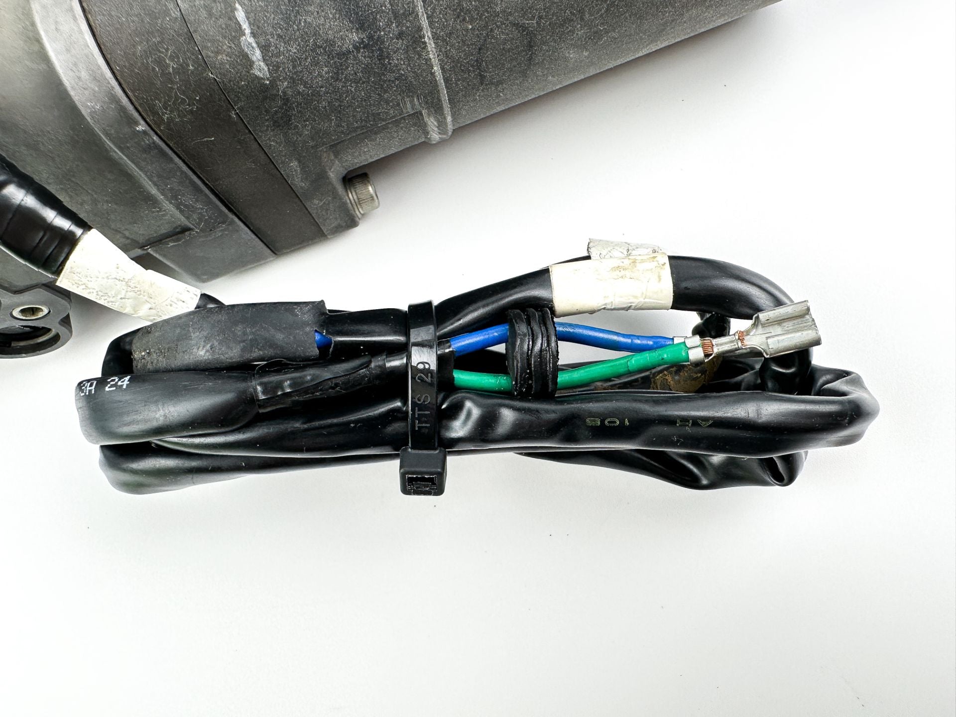 2003+ Honda 15 20 HP 4 Stroke Outboard Power Trim Tilt Unit 56000-ZY1-873 OEM