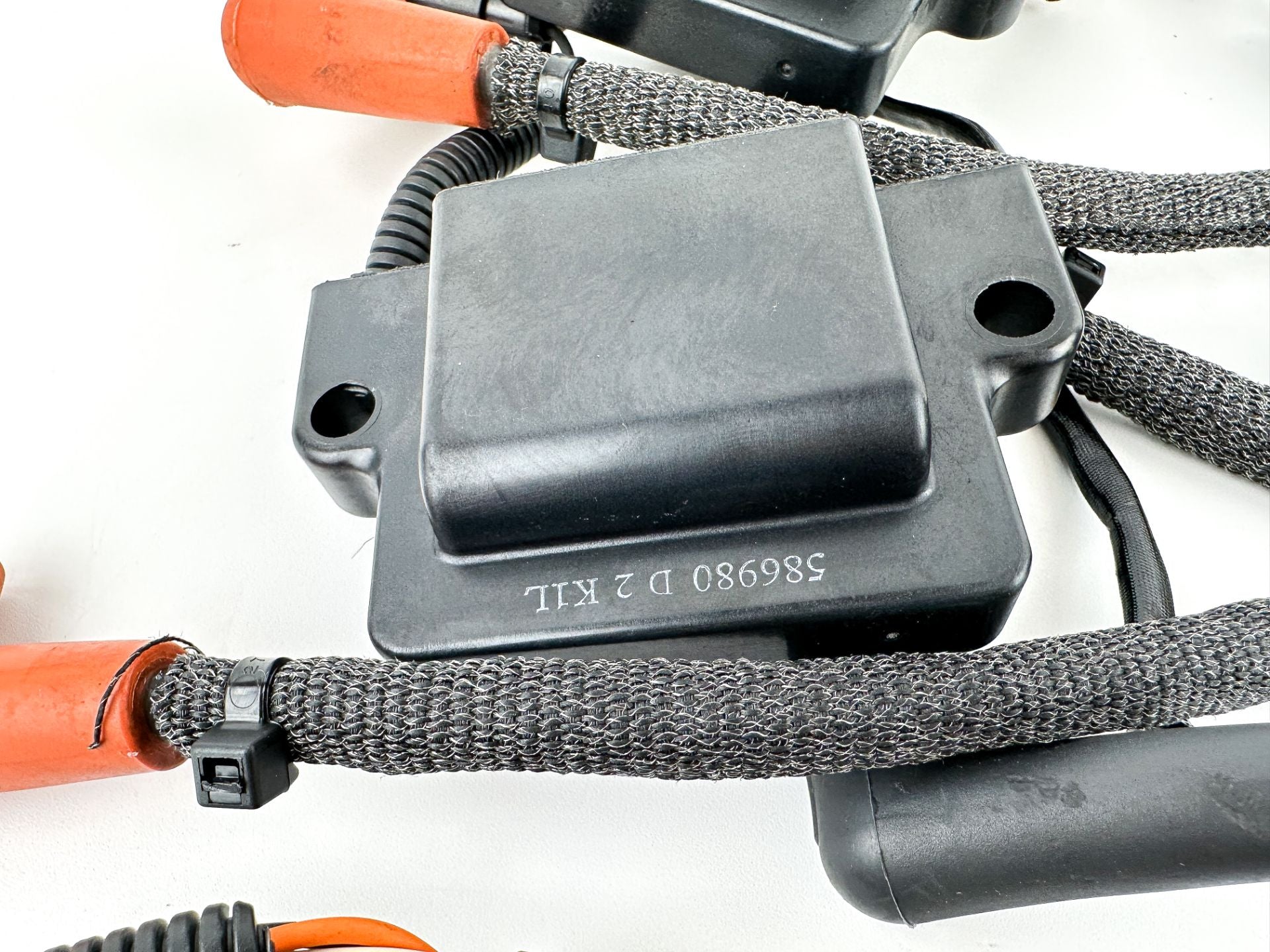 2013 Evinrude 250 HP 2 Stroke Outboard Ignition Coil Set 0587275 OEM