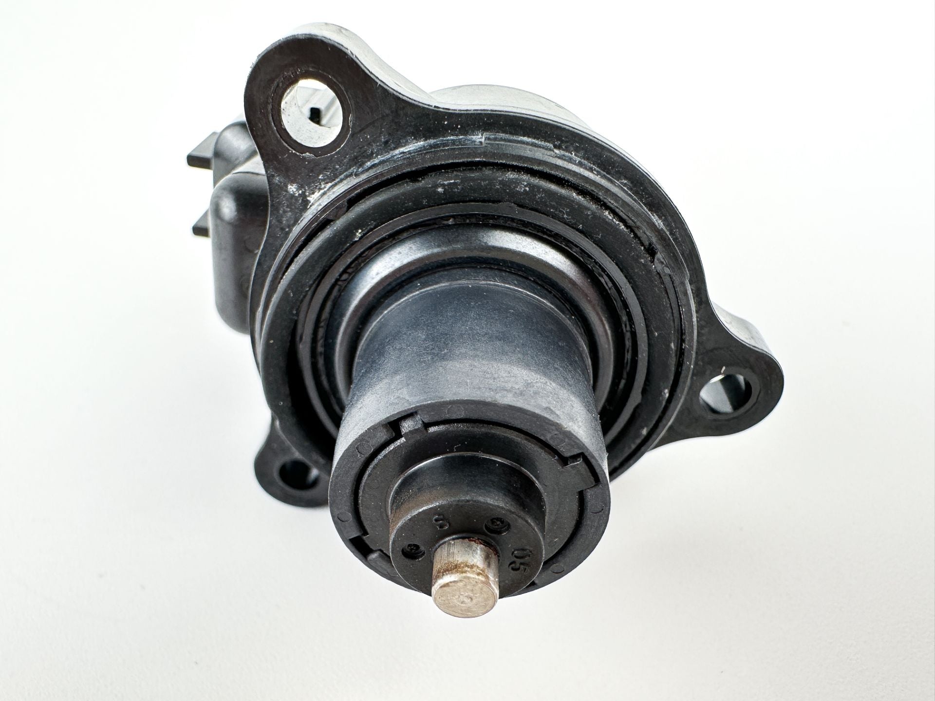 2003 Yamaha 225 HP 4 Stroke Outboard Idle Speed Control Valve ISC IAC 68V-1312A-00-00 OEM