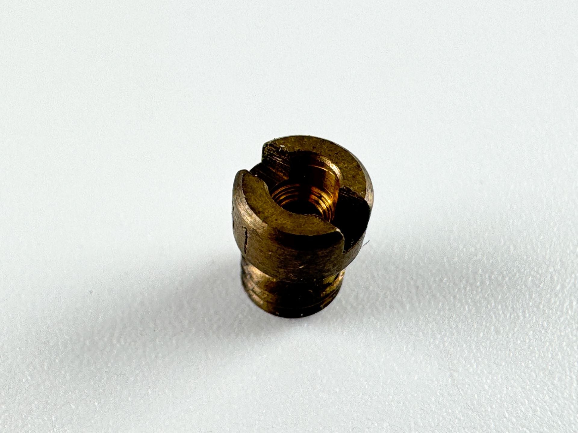 Evinrude Johnson New Old OEM Orifice Plug No. 61 0324977