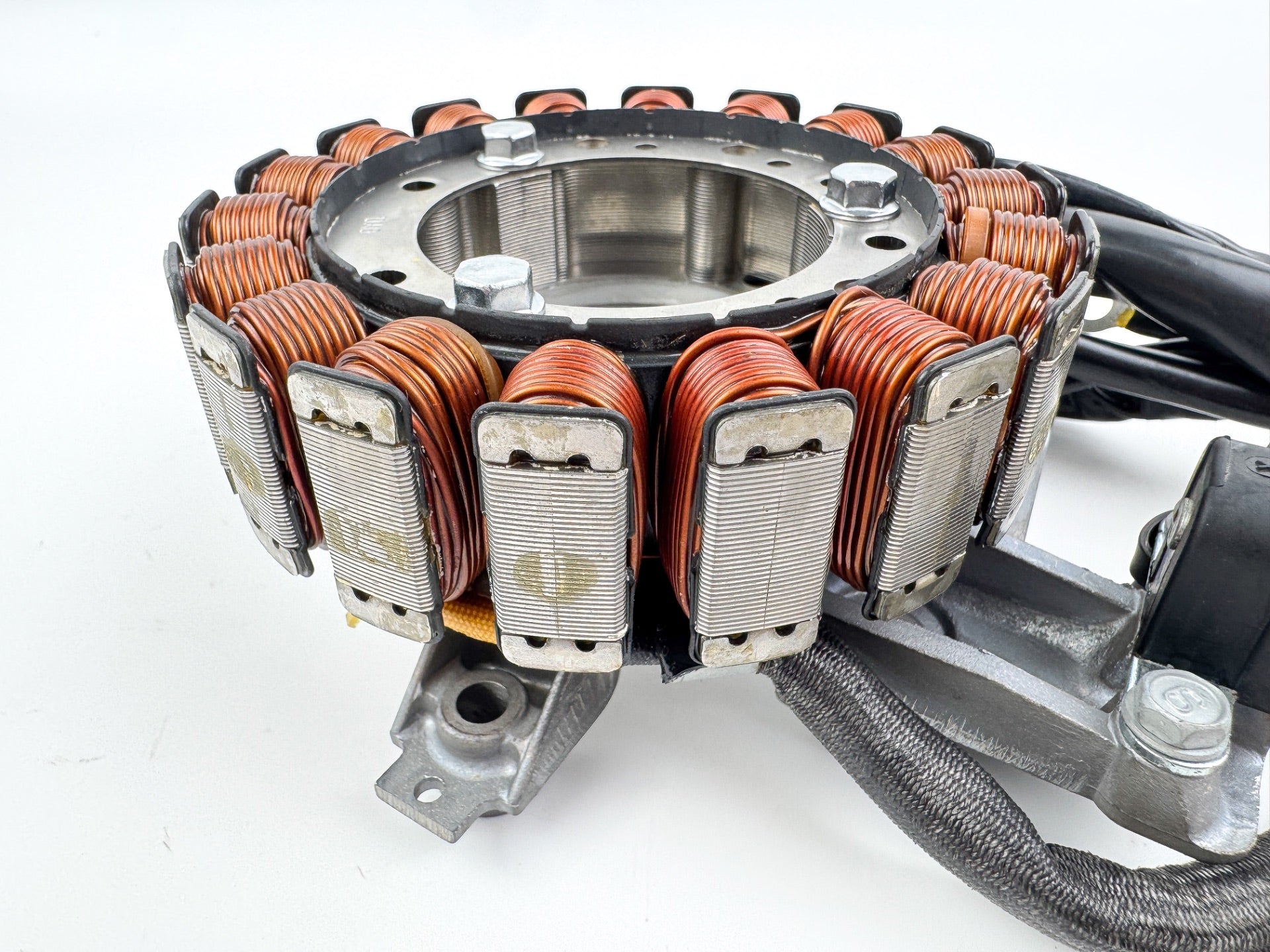 2014 Yamaha 60 HP 4 Stroke Outboard Coil Pulser Base Stator Assembly OEM