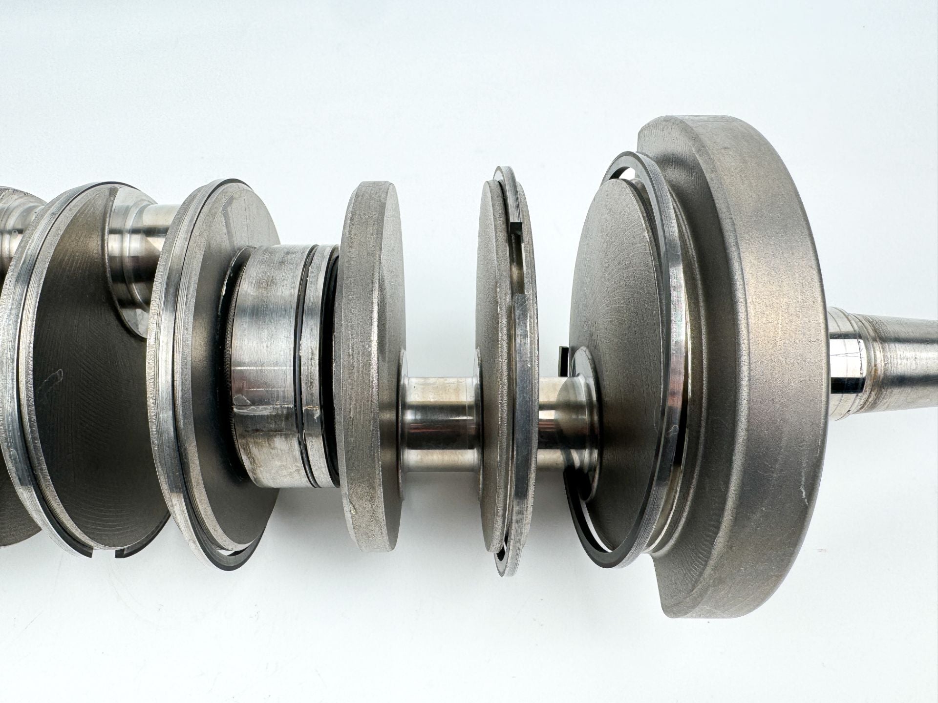 2000 Mercury 200 HP 2 Stroke Outboard Crankshaft 9784T8 OEM