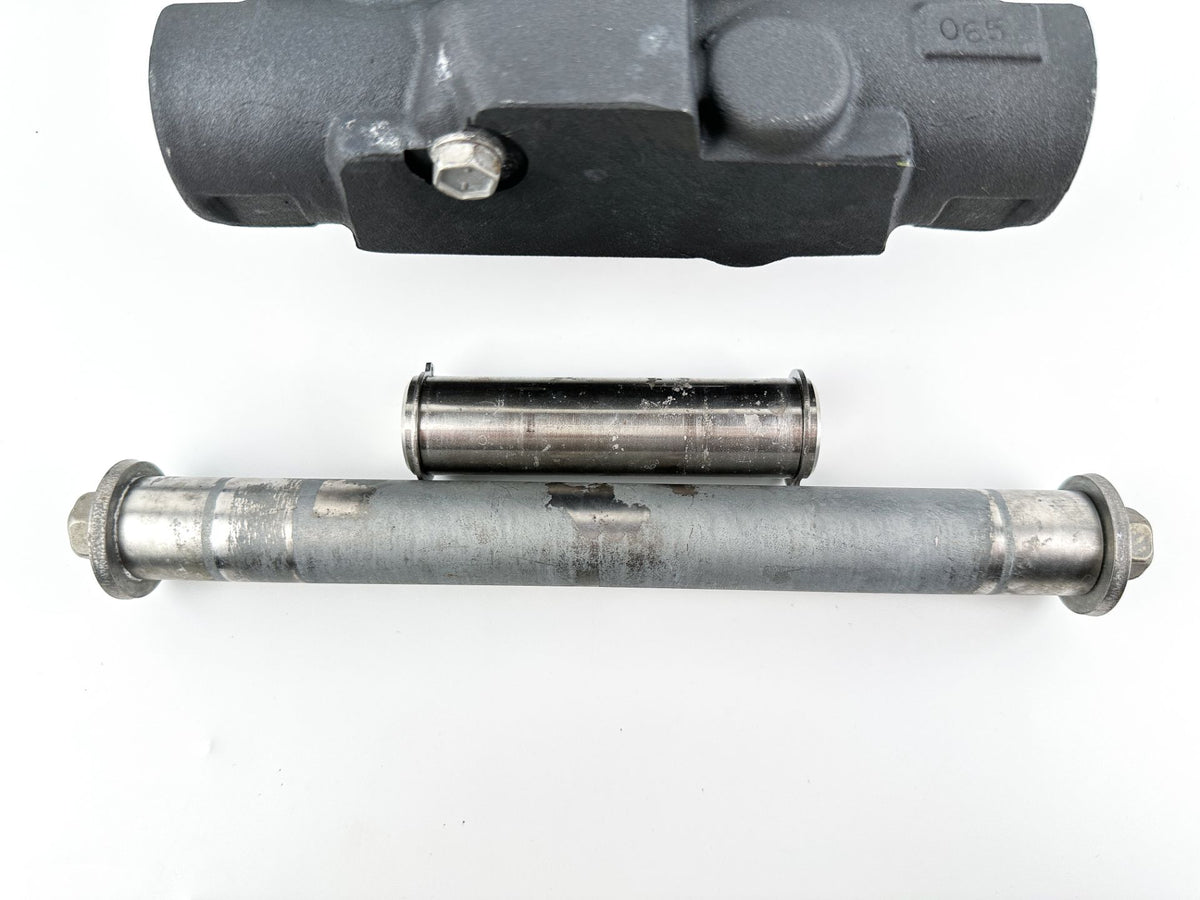 Yamaha 150HP Outboard Engine Power Trim & Tilt Unit Assembly 63P-43800-23-00