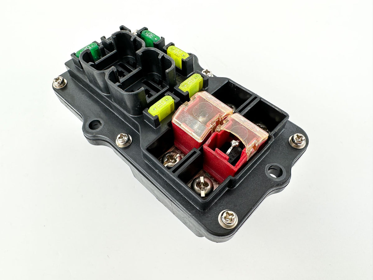 2012 Yamaha 150 HP 4 Stroke Outboard Fuse Box 63P-82170-00-00 OEM