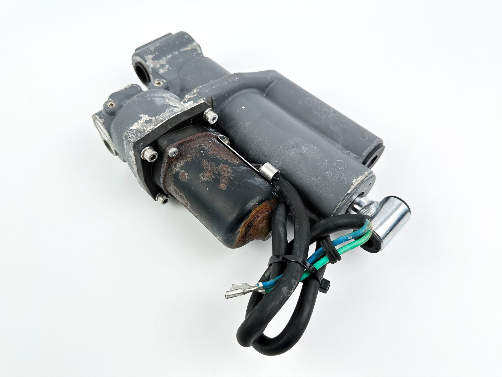 56000-ZV5-823ZA Honda 40 45 50 HP 4 Stroke Outboard Power Trim Tilt Unit 97-03