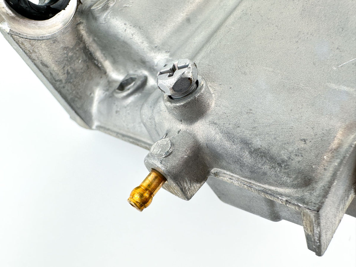 2007 Suzuki 175 HP 4 Stroke Outboard Vapor Separator Tank VST 15600-96J00 OEM