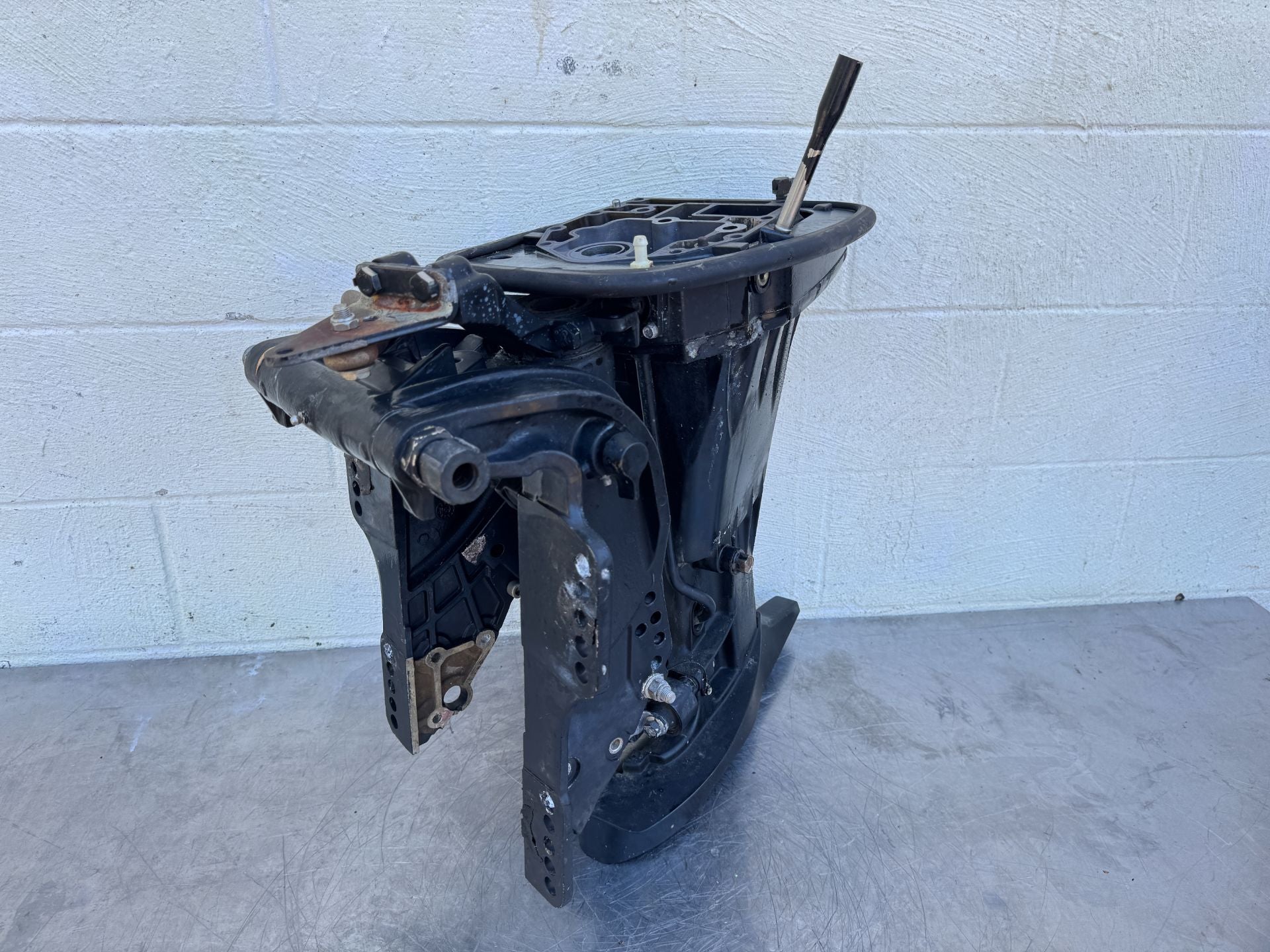 2007 Mercury 60 HP 4 Stroke Outboard Complete Midsection & Swivel Bracket 852421T5