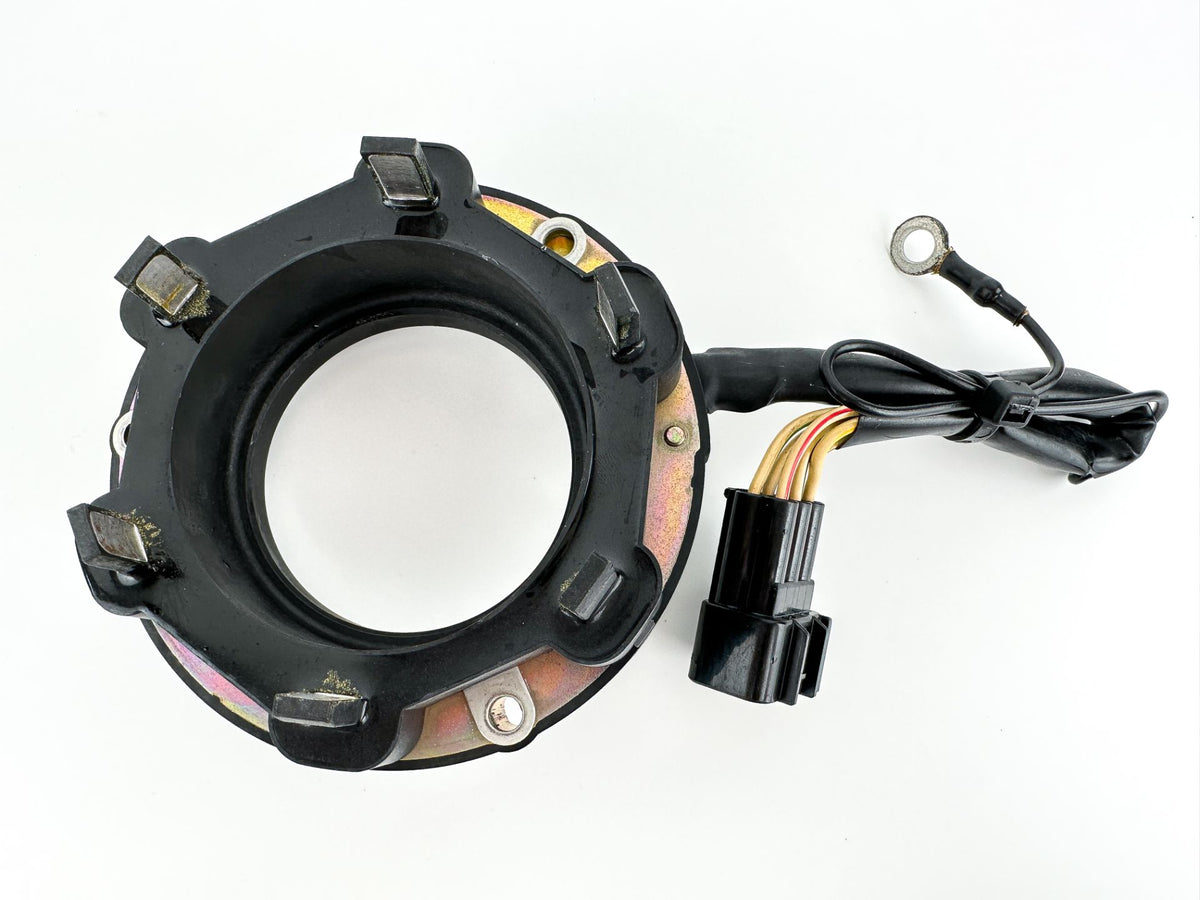 2005 Yamaha 200 HP 2 Stroke Outboard Stator W/ Pulser Coil 65L-85510-00-00 OEM