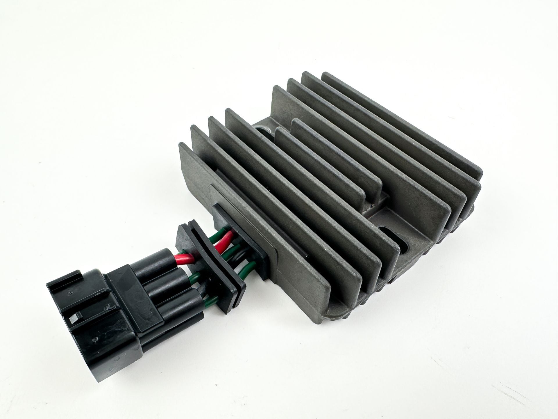 2012 Yamaha 115 HP 4 Stroke Outboard Rectifier & Regulator 68V-81960-10-00 OEM