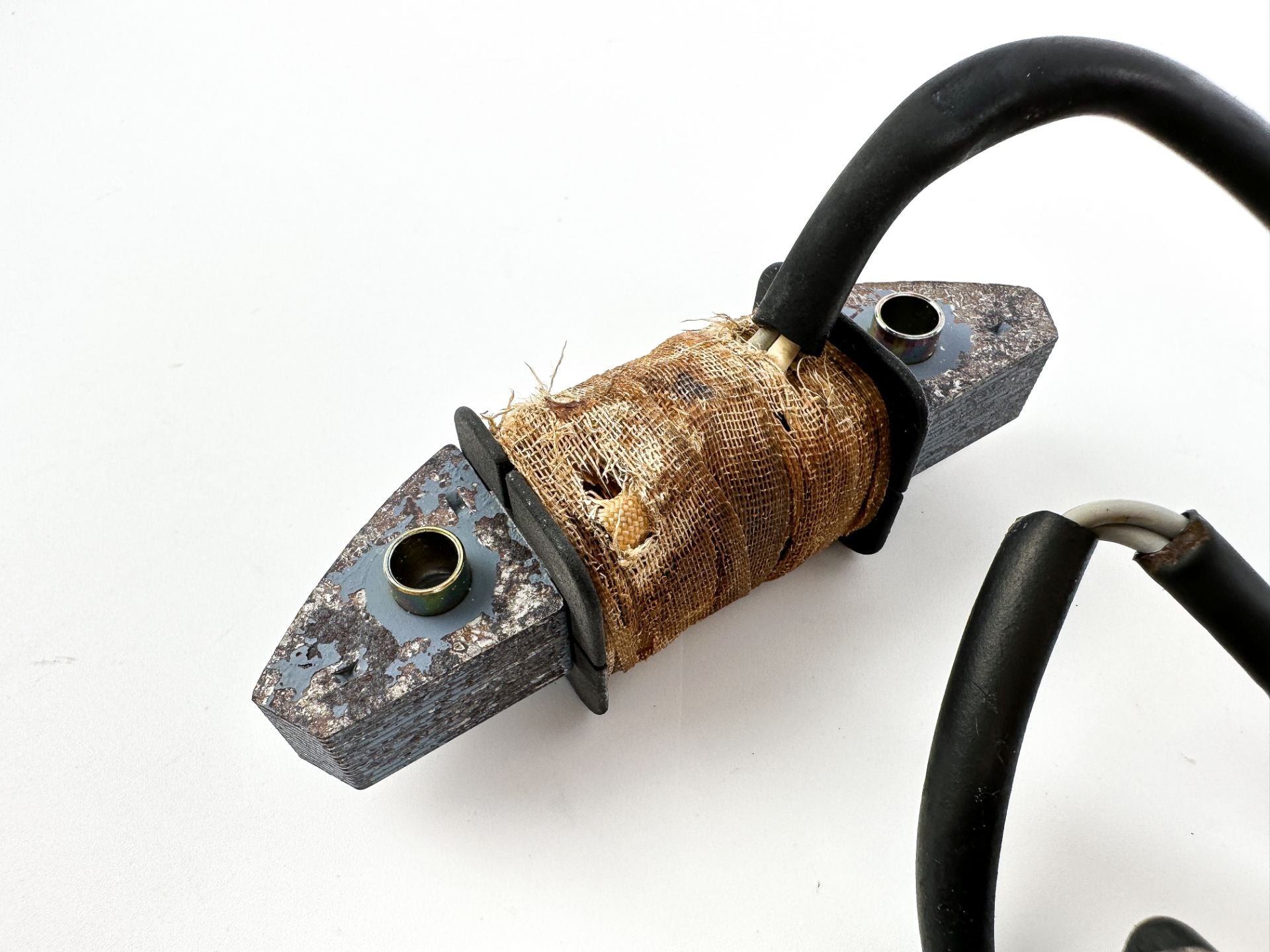 1999 Honda 40 HP 4 Stroke Outboard Flywheel & Charging System 31100-ZV5-680ZA