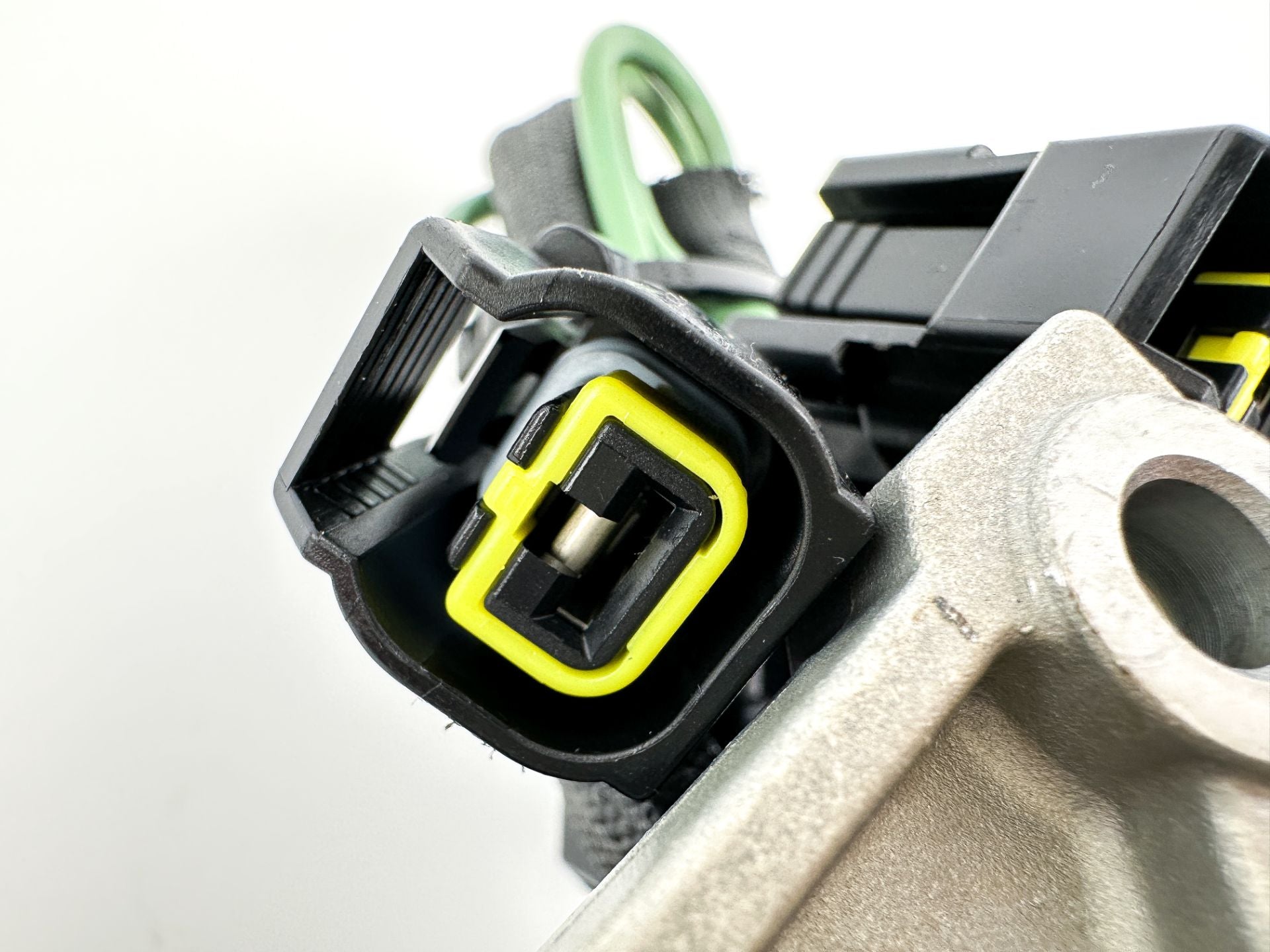 2008 Yamaha 250 HP 4 Stroke Outboard Coil Pulser Base Stator Assembly 6P2-81460-00-00 Tested