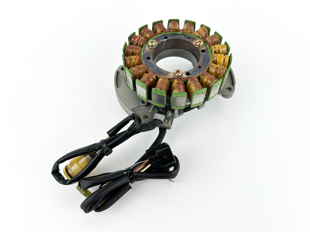 02-04 Yamaha 75 80 90 100 HP 4 Stroke Outboard Pulser Base Stator Assembly 67F-85560-01-00