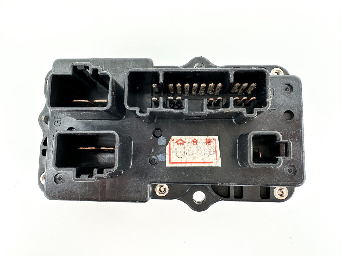 2012 Yamaha 150 HP 4 Stroke Outboard Fuse Box 63P-82170-00-00 OEM