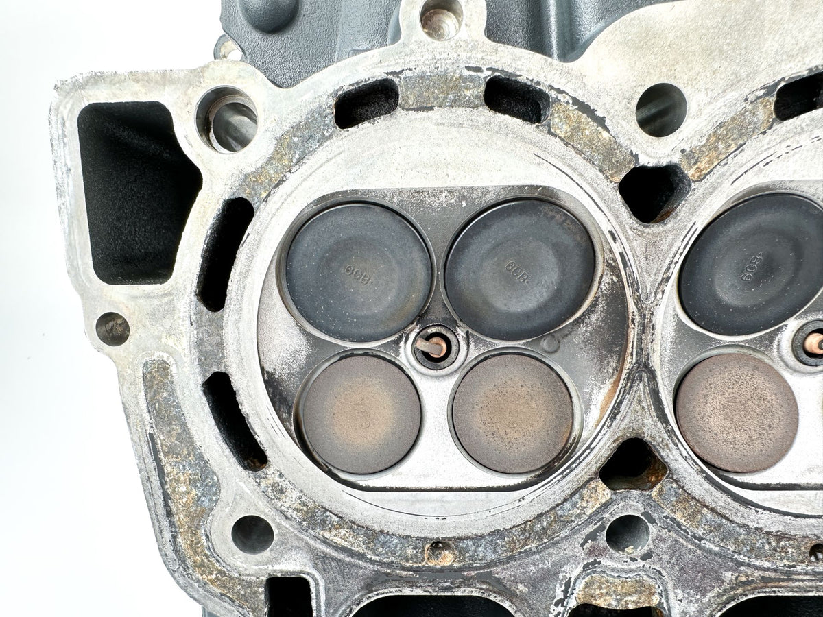 2014 Yamaha 200 HP 4 Stroke Outboard Cylinder Head 6DA-W009A-00-9S OEM