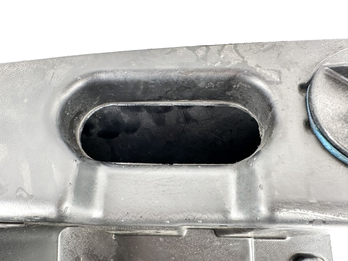 2005 Mercury 225 HP 2 Stroke Outboard Intake Air Silencer Assembly 880083T1 OEM