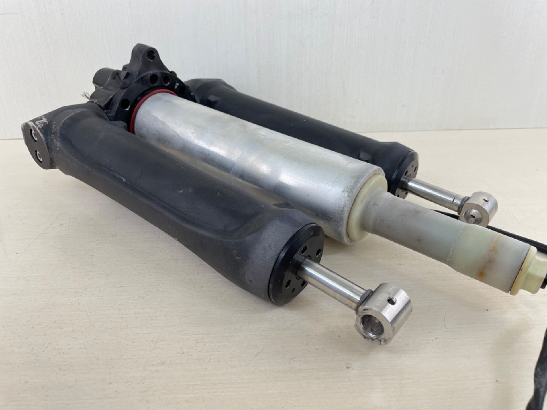 Mercury 200 225 250 275 300 HP Verado Trim Cylinder Setup Assembly