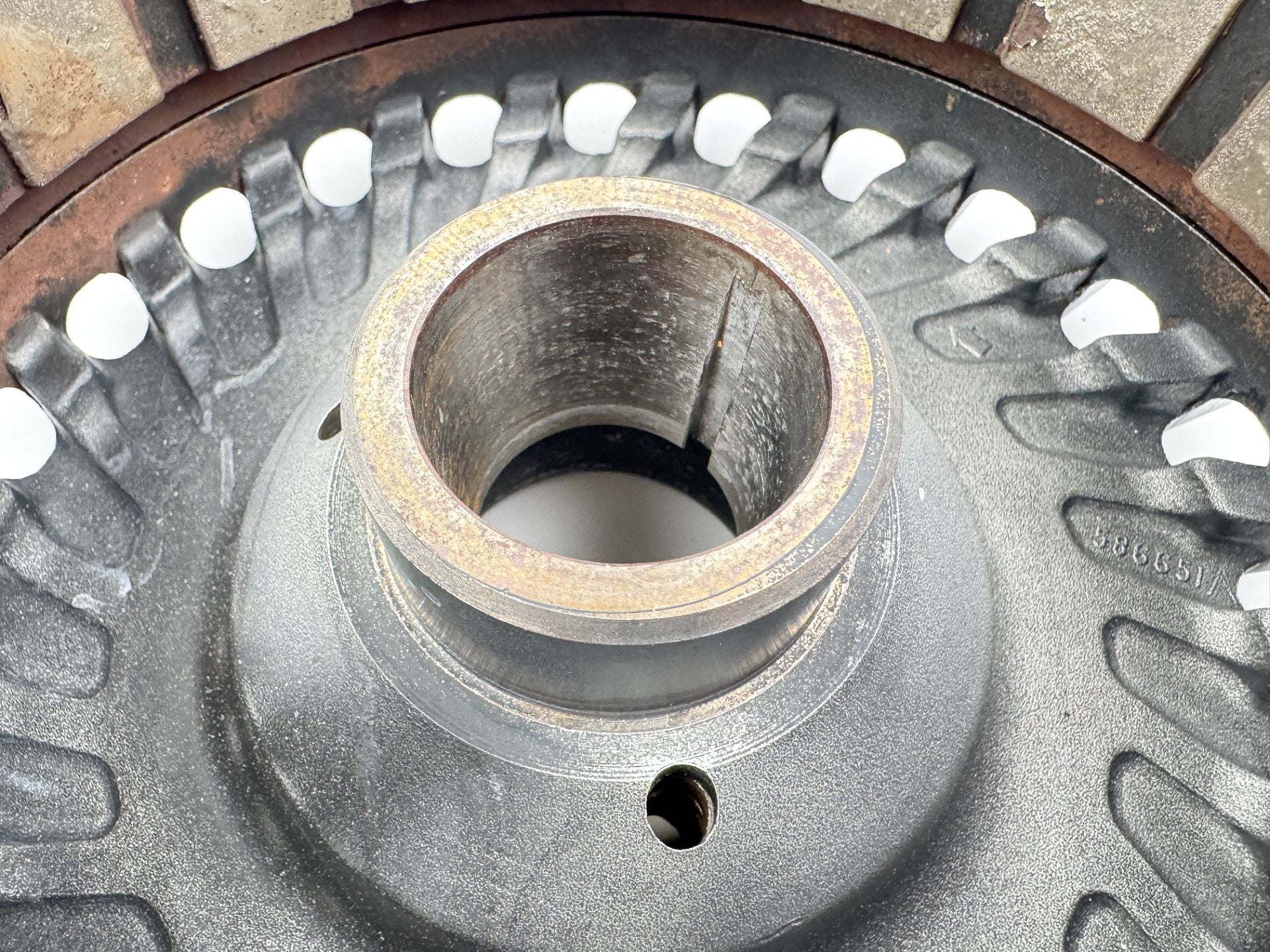 Evinrude Etec 2 Stroke Outboard 225 250 300 HP Flywheel 0586814 - Repair