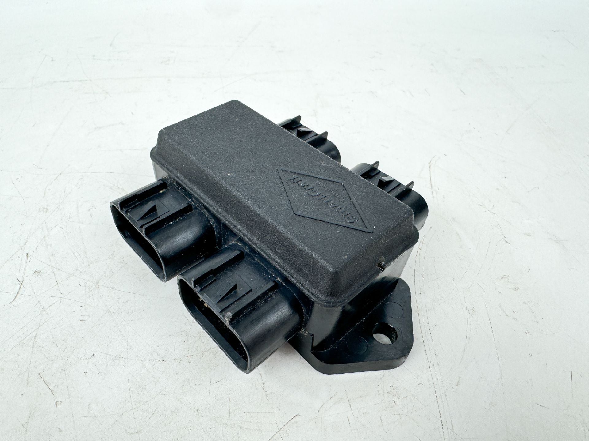SmartCraft Mercury 4-Way Junction Box 878492A14 Mount Broken