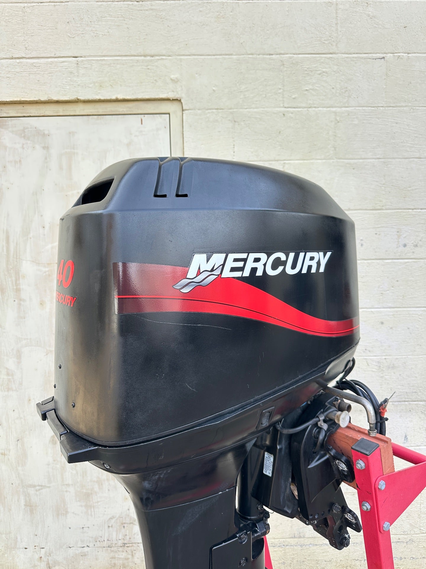 2004 Mercury 40HP 2 Stroke 3 Cylinder Outboard Engine 20" Shaft