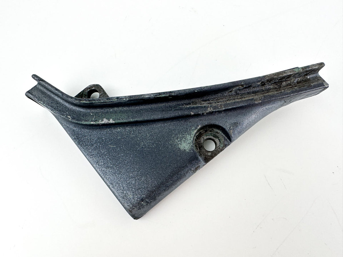 2007 Yamaha 115 HP 4 Stroke Outboard Cable Cover Plate 68V-42738-00-5B OEM