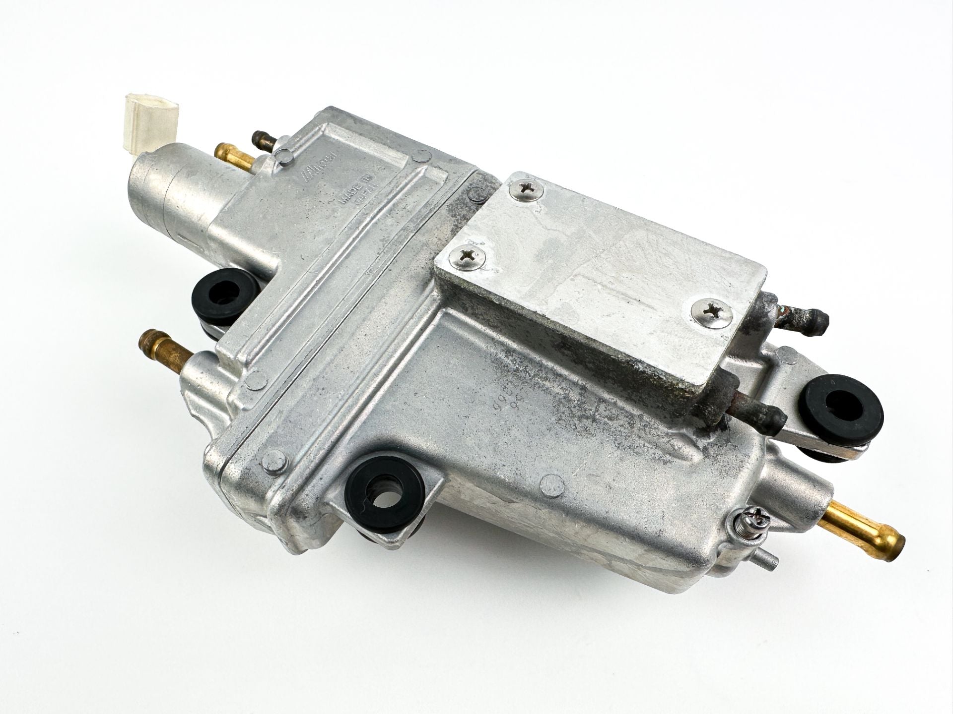 2000 Evinrude 70 HP 4 Stroke Outboard Vapor Separator Tank VST 15600-99EV2 OEM