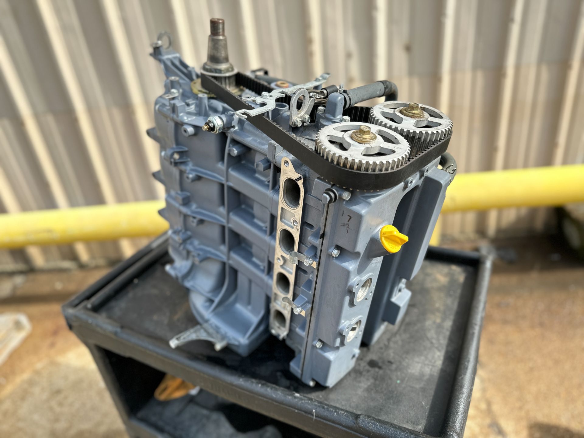 2001 - 2004 Yamaha F 80 90 100 HP 4 Stroke Outboard Powerhead Crankcase Assembly