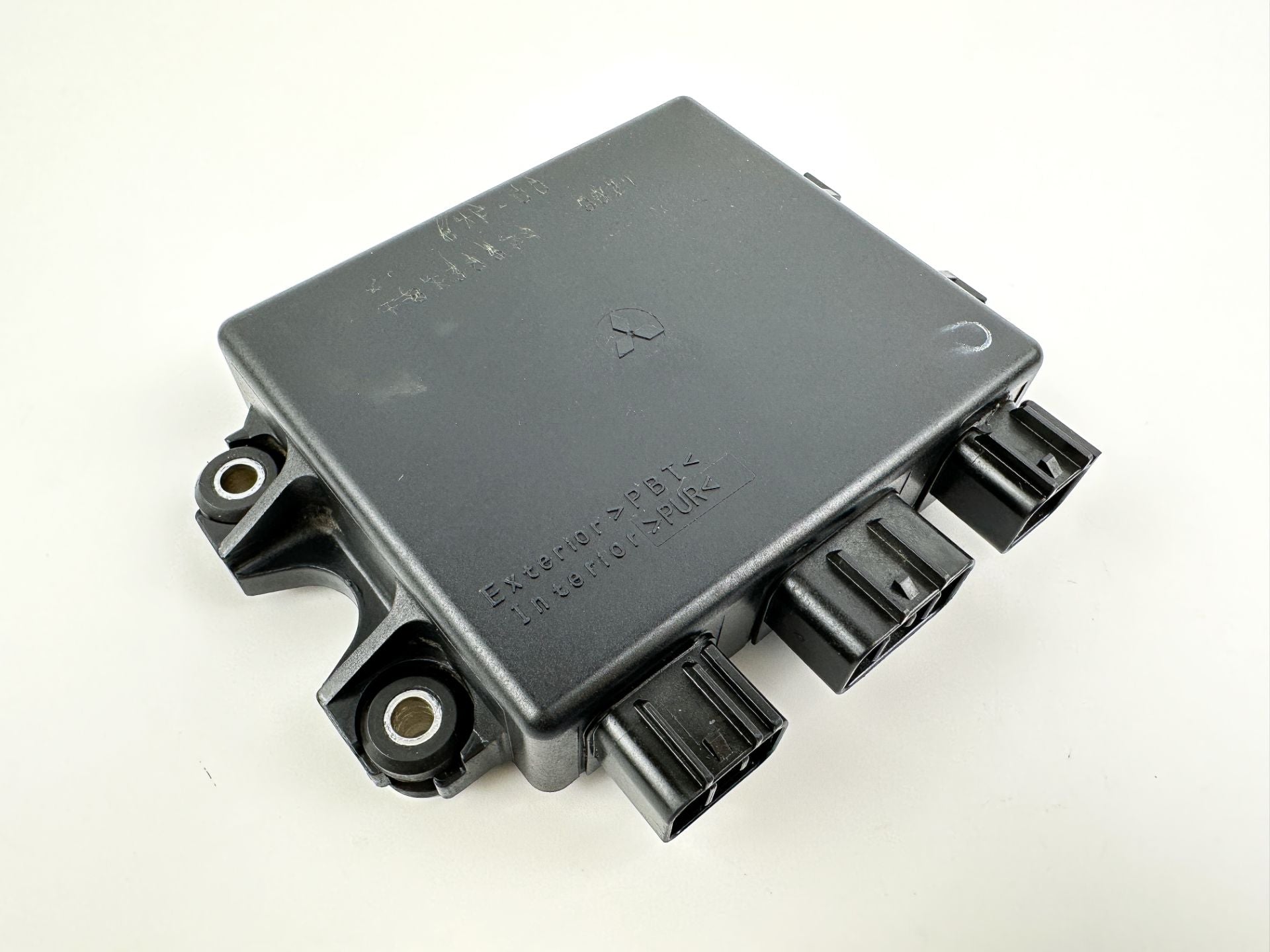 2000 Yamaha 100 HP 4 Stroke Outboard C.D.I CDI Assembly 67F-85540-00-00 OEM