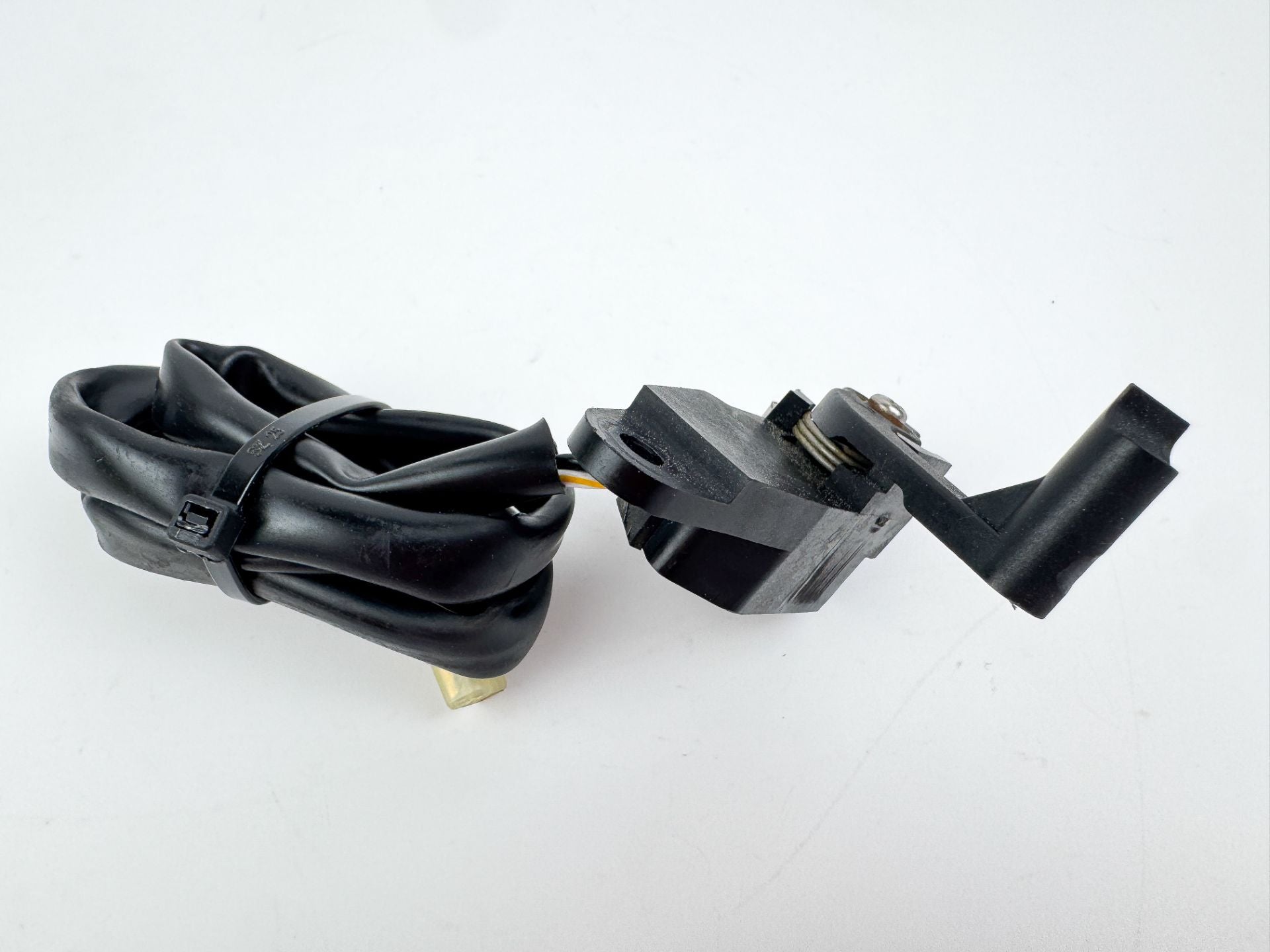 2007 Suzuki 250 HP 4 Stroke Outboard Trim Sender Unit Sensor 34801-99E05 OEM