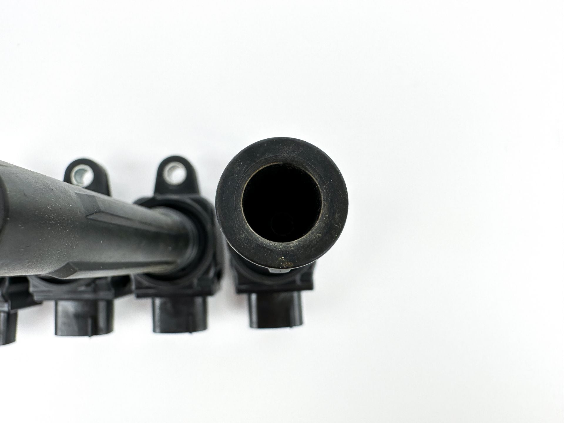 2018 Suzuki 200 HP 4 Stroke Outboard Ignition Coil Set 33410-99L00 OEM