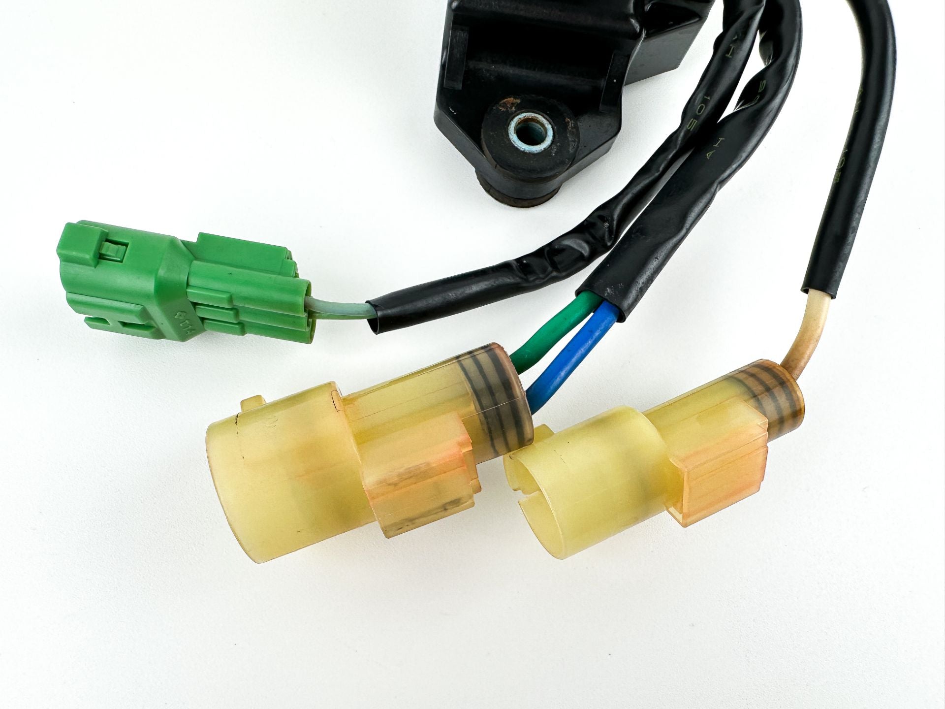 2011 Honda 135 HP 4 Stroke Outboard Trim Tilt Relay 38550-ZY6-003 OEM