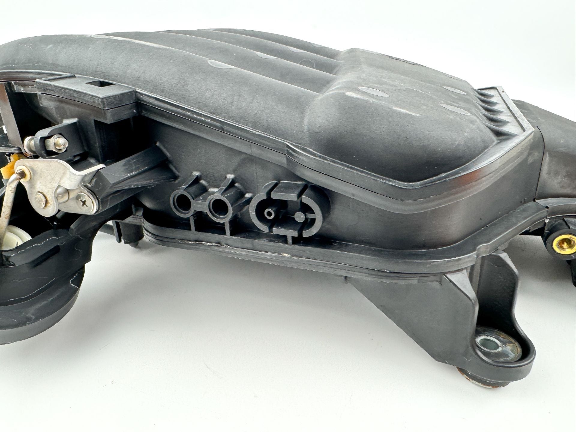 2007 Honda 135 HP 4 Stroke Outboard Intake Manifold 17110-ZY6-003 OEM