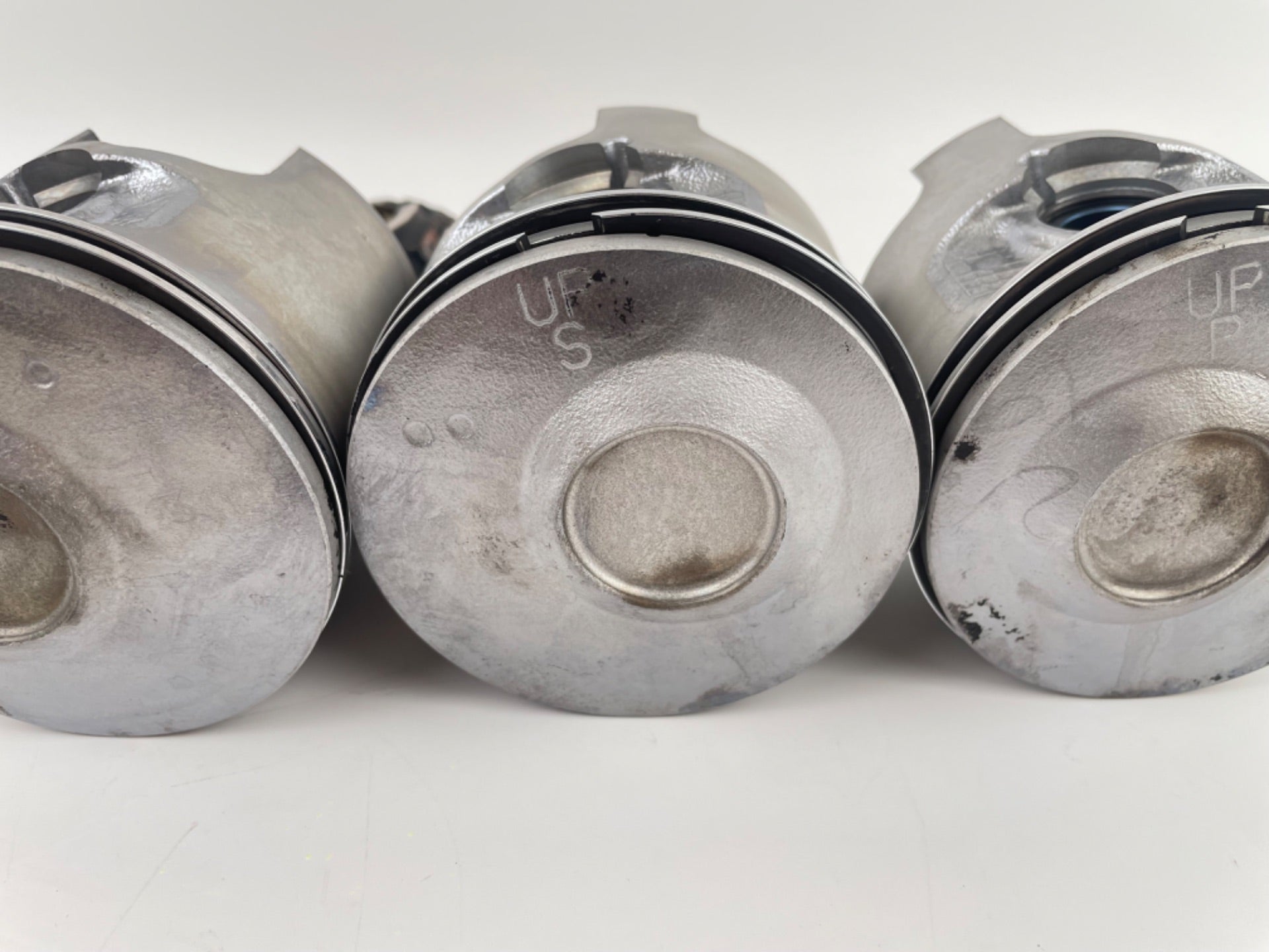 2015 Mercury 250 HP 2 Stroke Outboard Piston W/ Connecting Rod 843199T13 OEM