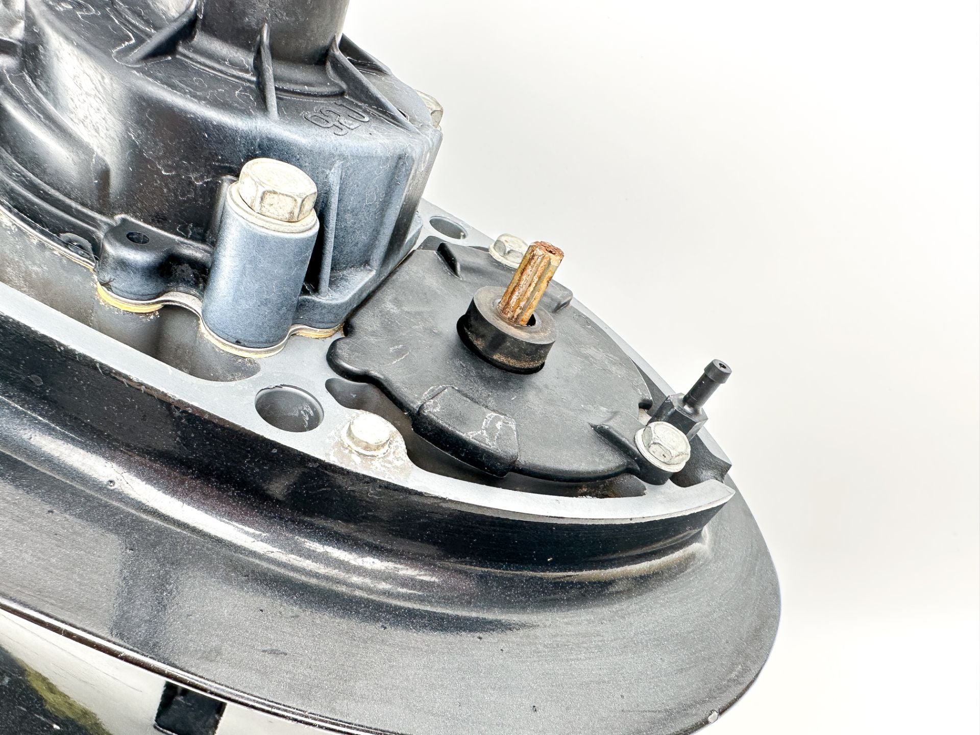 2001-18 Suzuki 115 140 HP 4 Stroke Outboard 20" Long Lower Unit Gear Case