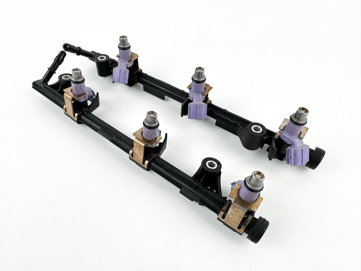 2009 Yamaha 250 HP 4 Stroke Outboard Fuel Injector Set W/ Rail 6P2-13761-10-00 OEM
