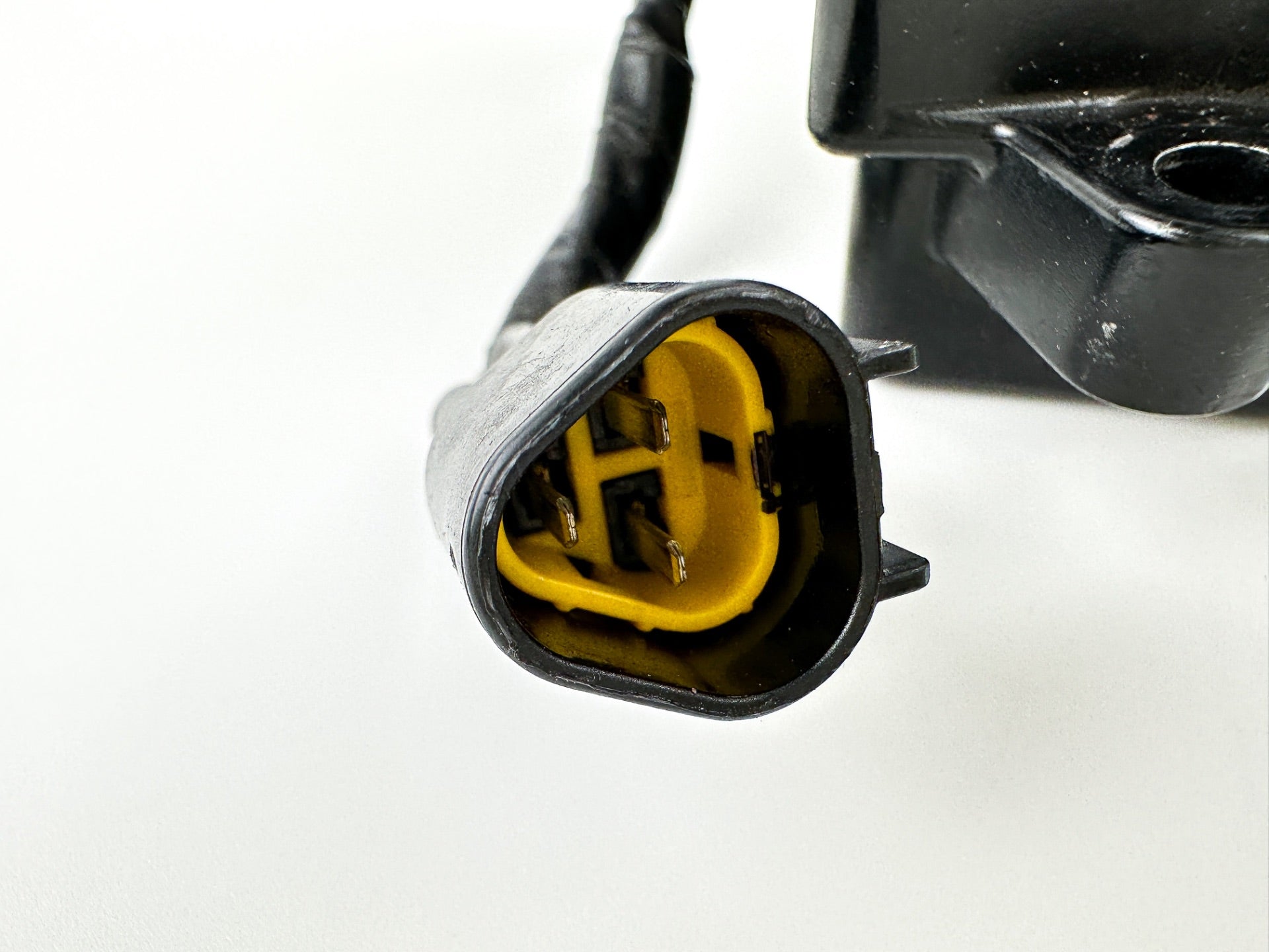 2003 Yamaha 70 HP 2 Stroke Outboard Trim Tilt Relay 61A-81950-00-00 OEM