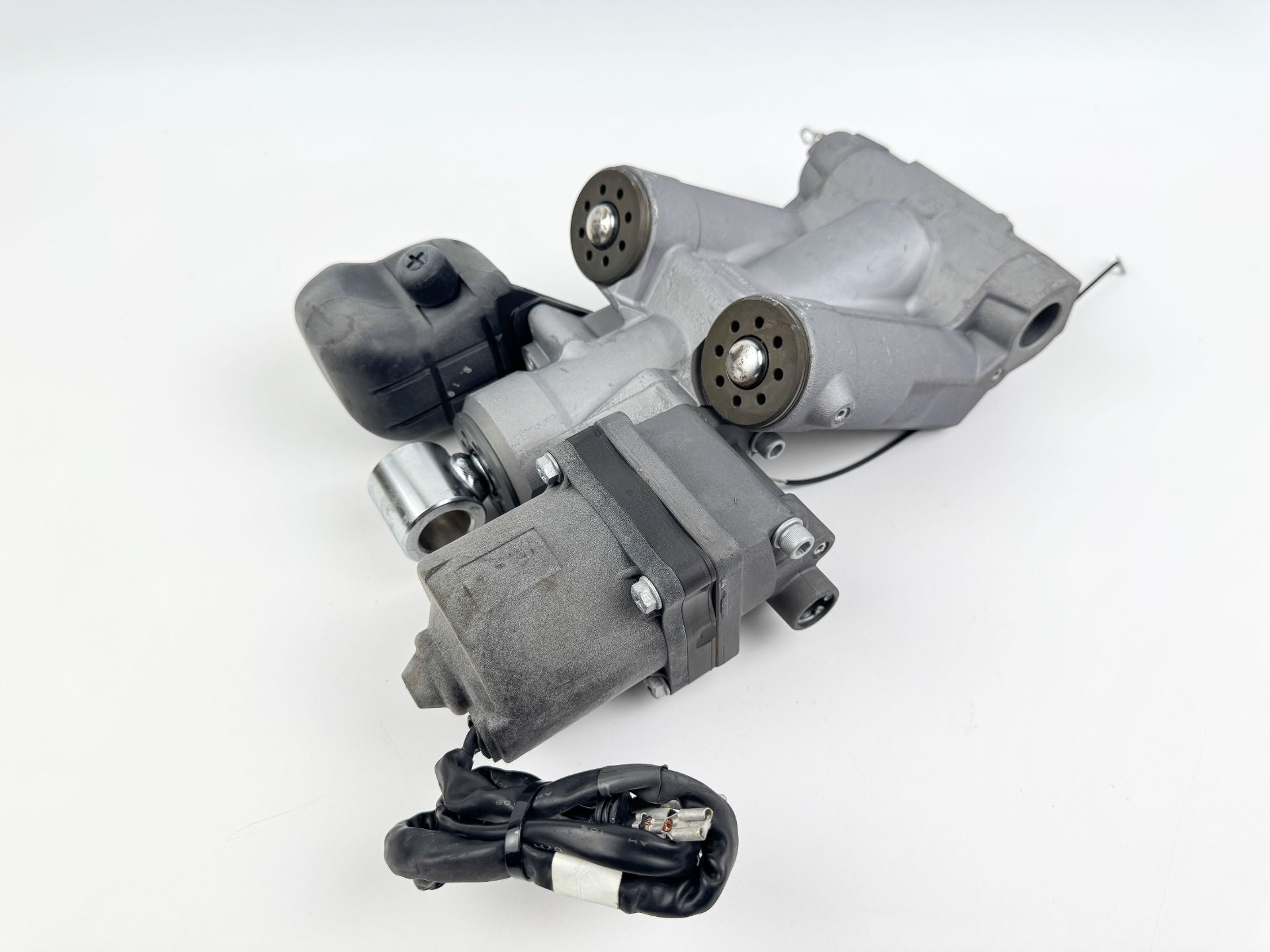 Suzuki DF 115 140 150 175 200 HP 4 Stroke Outboard Power Trim Tilt Unit Like New