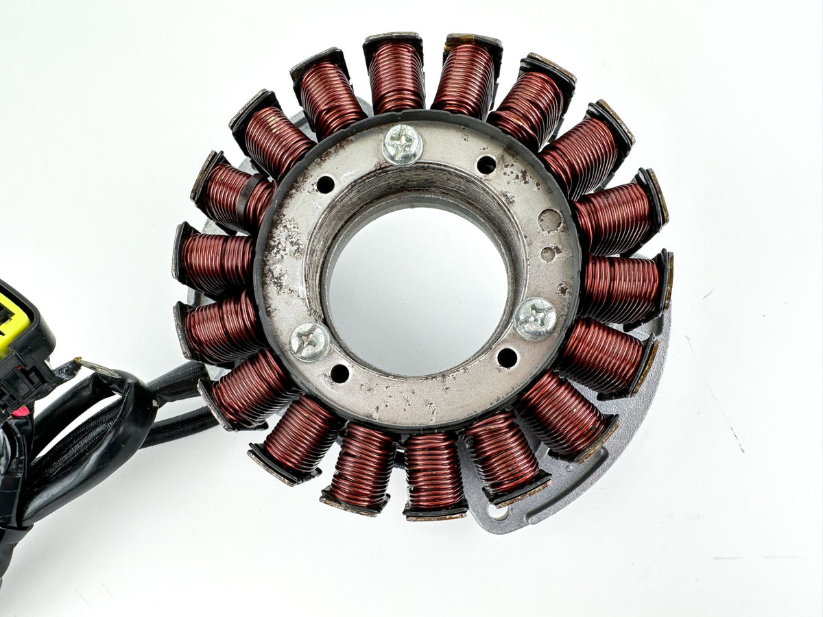 2006 Yamaha 90 HP 4 Stroke Outboard Stator Assembly 881336A03 OEM