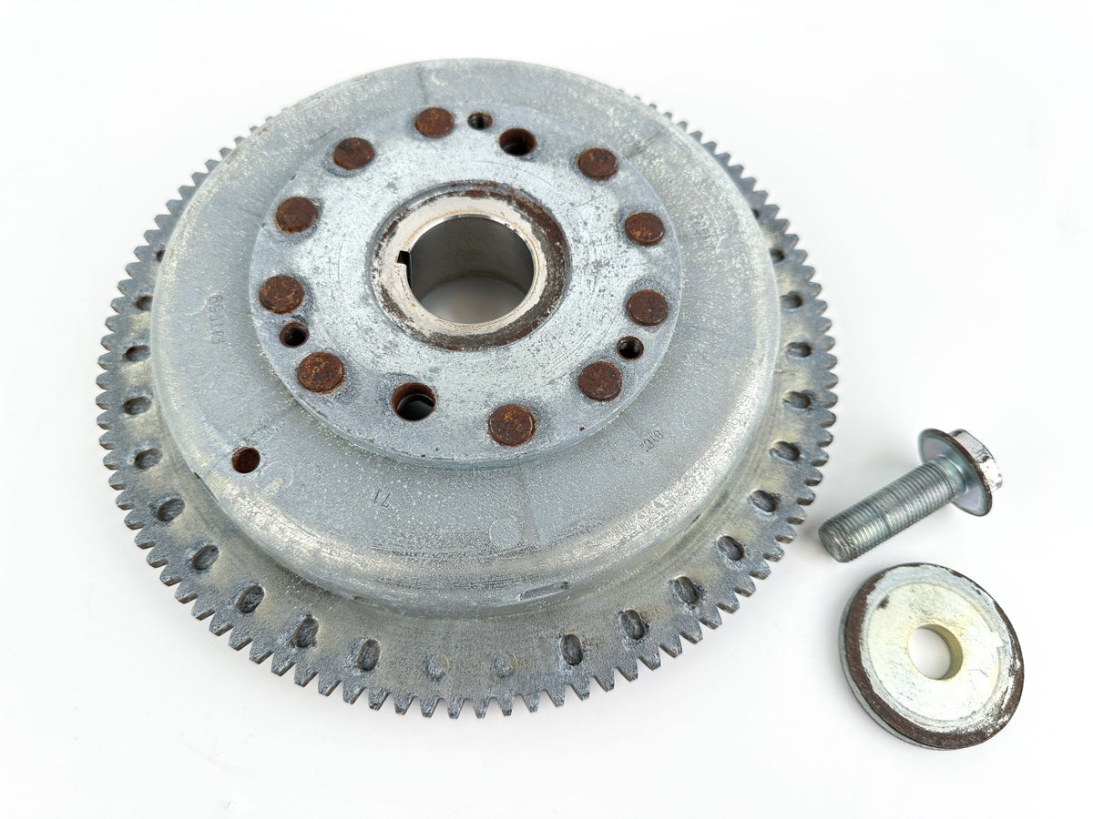 2019 Suzuki 115 HP 4 Stroke Outboard Flywheel 32102-92J20 OEM