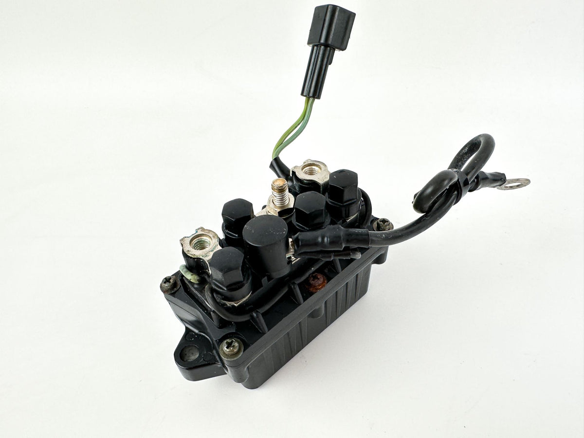 2003 Yamaha 200 HP 2 Stroke Outboard Trim Tilt Relay 68F-81950-01-00 OEM